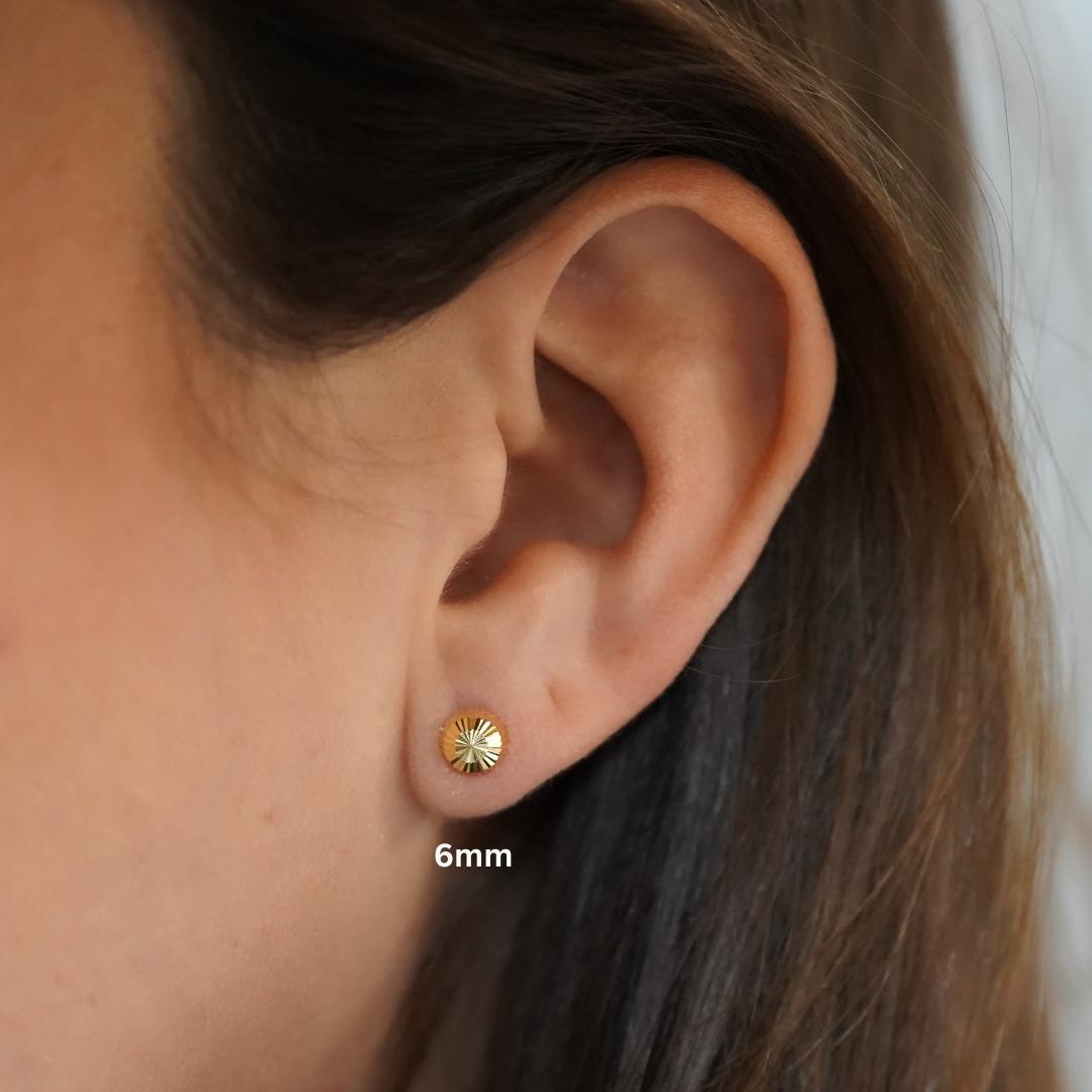6mm Halbkugel Kugel 14K Gold Diamantschliff Ohrstecker im Angebot 3