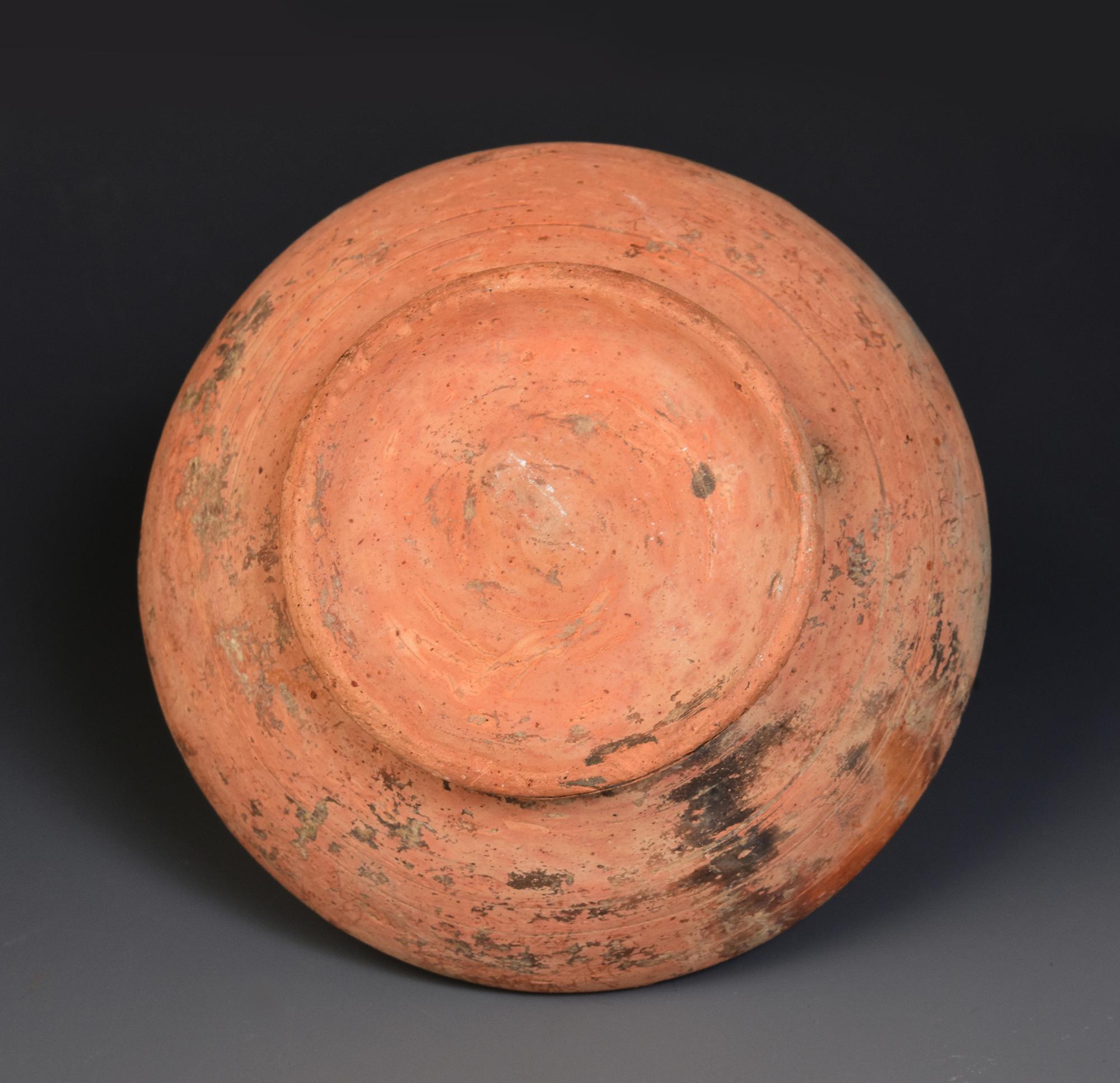 6th - 7th Century, Pre-Angkor, Antique Khmer Pottery Jar For Sale 8