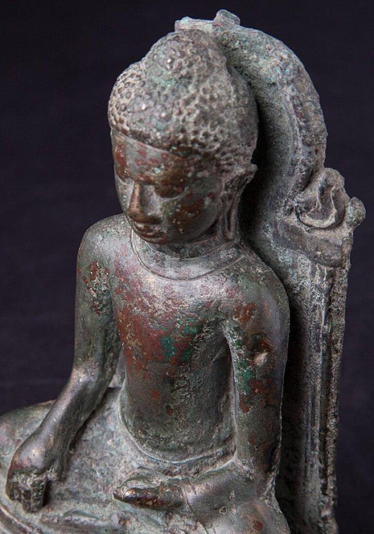 6th - 8th Century Special Bronze Pyu Buddha Statue from Burma Original Buddhas For Sale 7