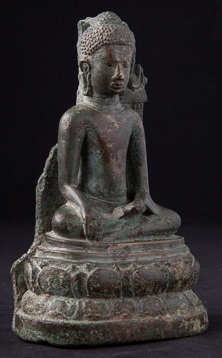 6th - 8th Century Special Bronze Pyu Buddha Statue from Burma Original Buddhas For Sale 2