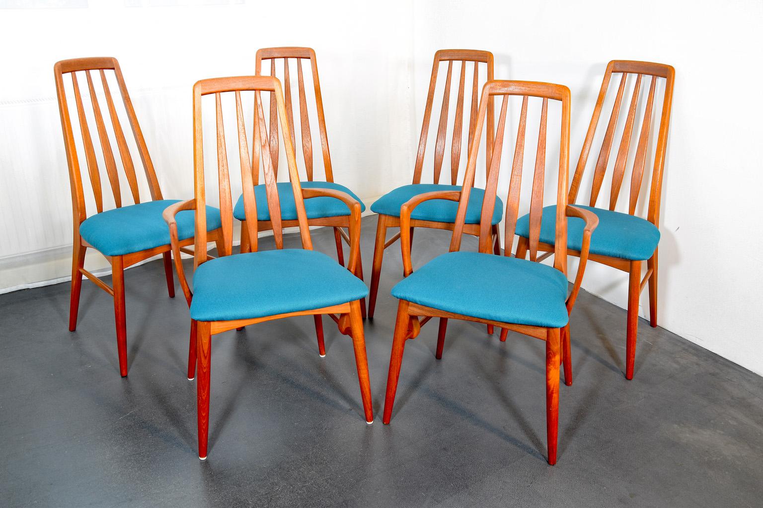Eva chairs by Niels Koefoed for Koefoed Hornslet, set of 6. Teak and new fabric cover petrol color, Denmark, 1960s.
Dimensions: Chair 47cm, armchairs 53cm.