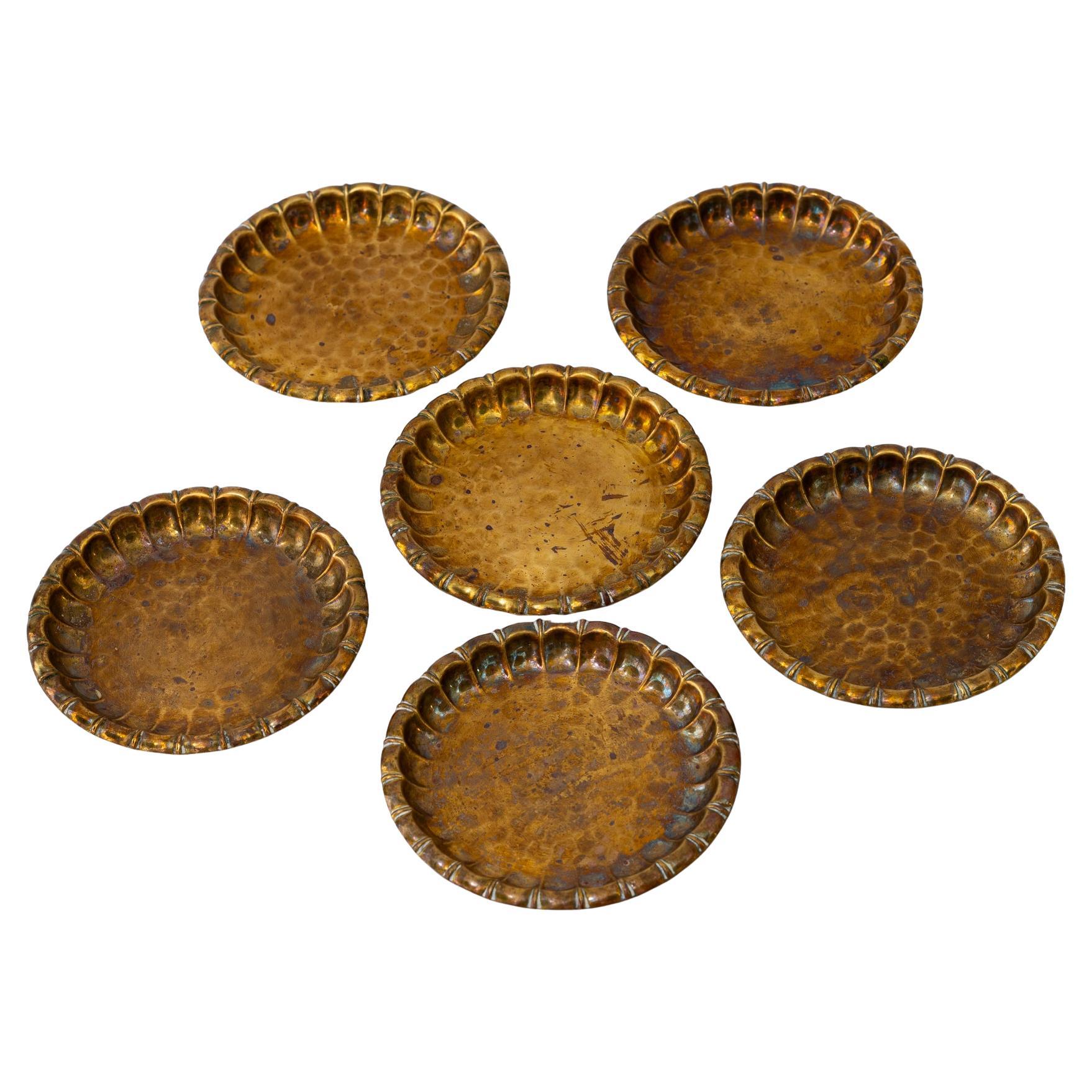 6x sottobicchieri in ottone art deco martellato Vienna 1920 circa in vendita
