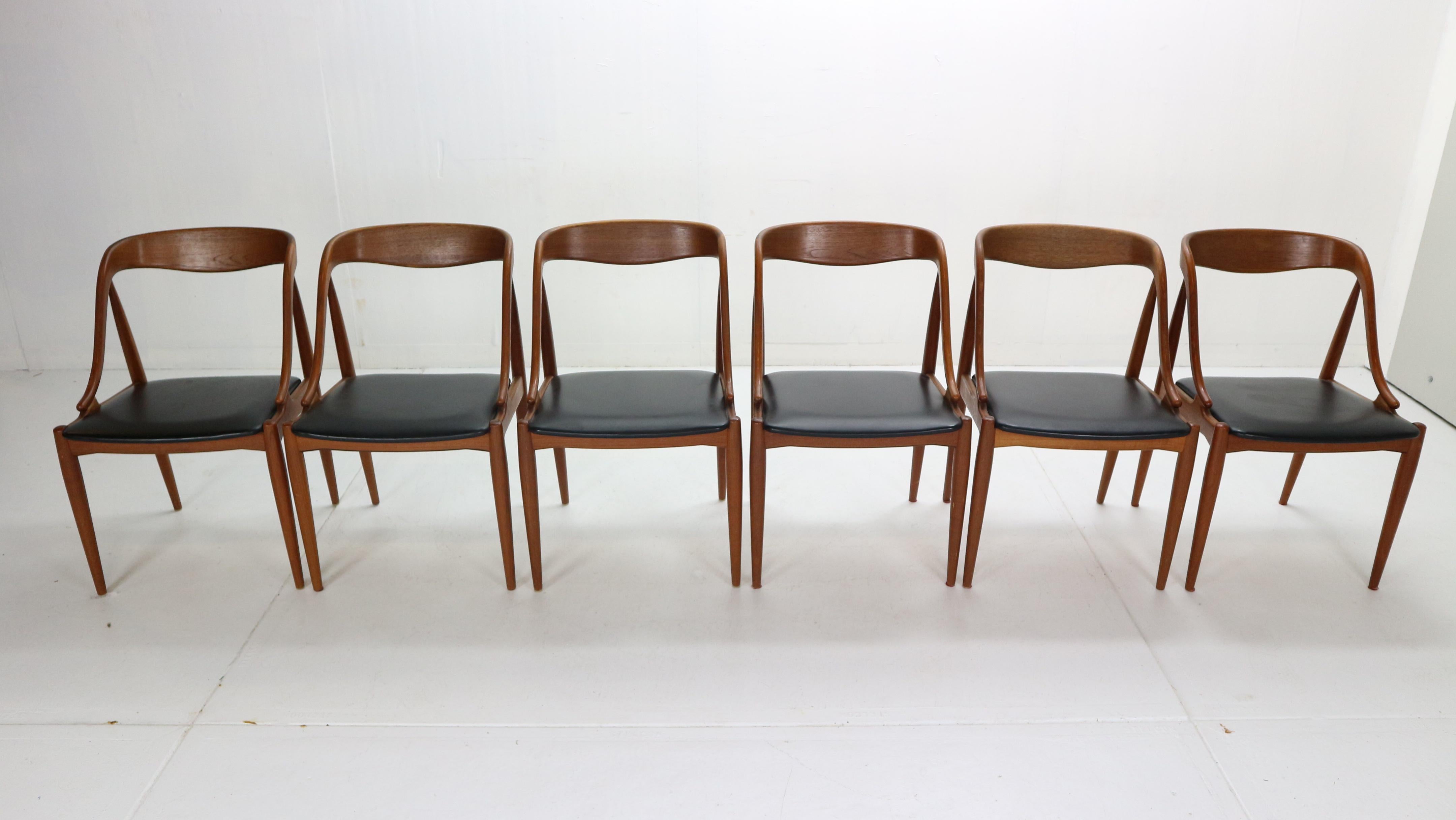Scandinavian Modern Johannes Andersen 6 Teak Dinning Chairs for Uldum Møbelfabrik, 1960s, Denmark