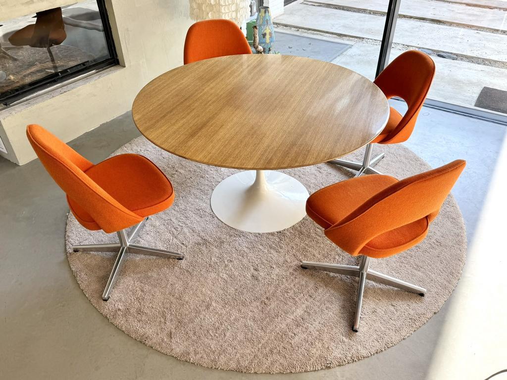 6x chaises de conférence d'appoint Saarinen 72 U Knoll International Kvadrat tissu en vente 4