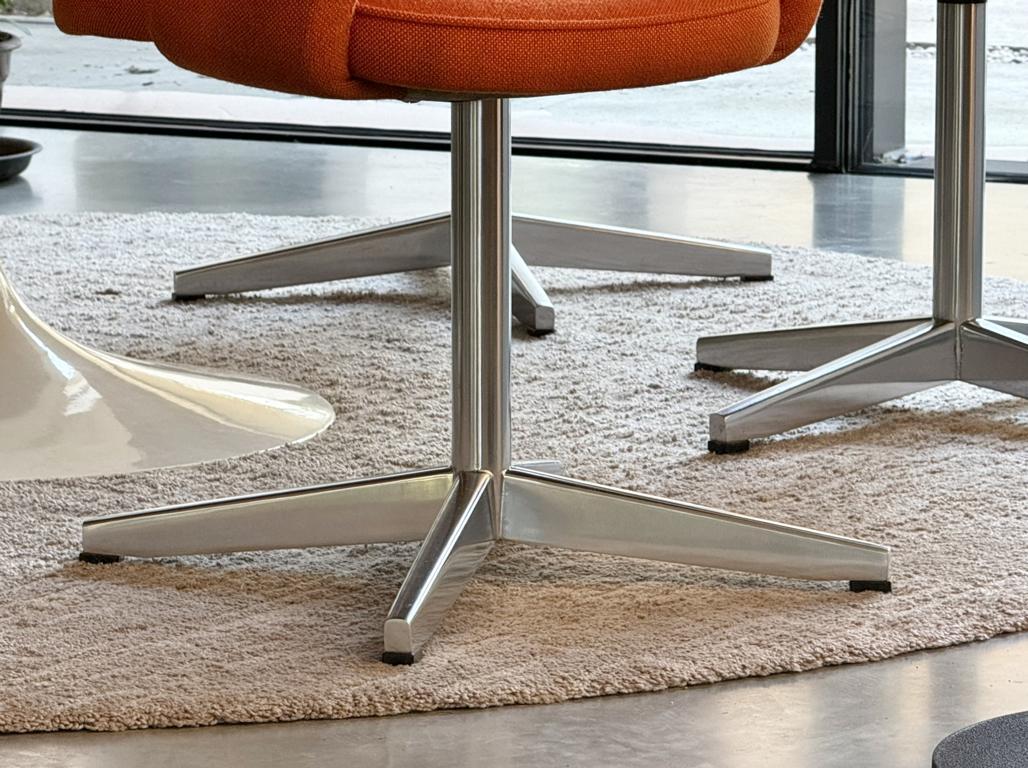 Américain 6x chaises de conférence d'appoint Saarinen 72 U Knoll International Kvadrat tissu en vente