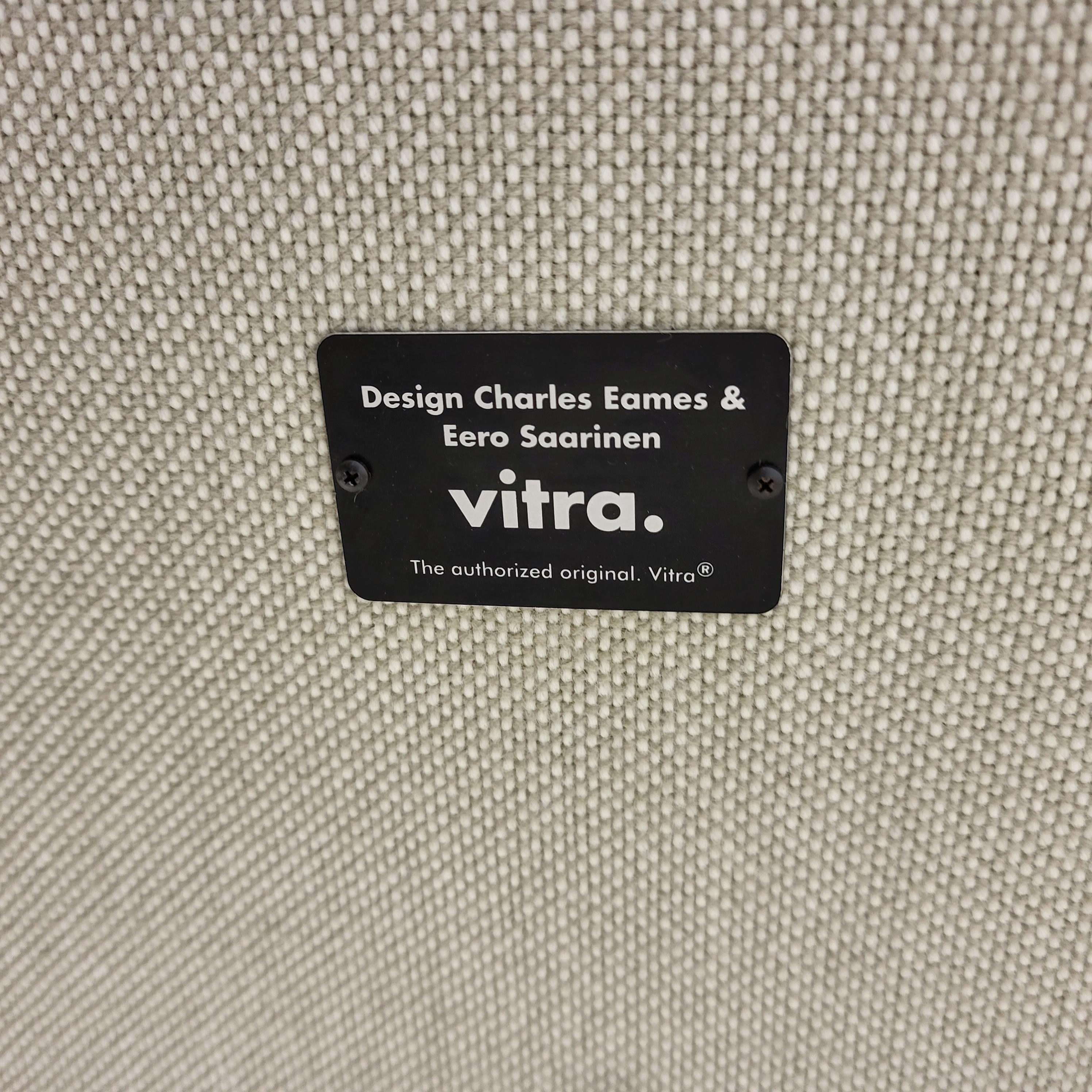Vitra Organic Chair by Charles Eames & Eero Saarinen 2