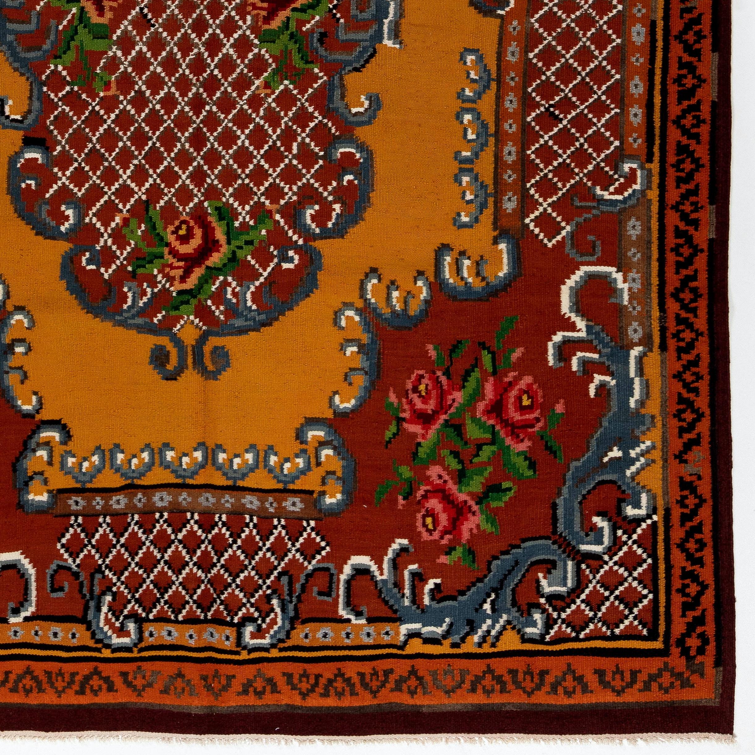 Moldave Kilim en laine de Bessarabiane 6x10 Ft. Suspension murale moldave faite à la main. Tapis à motifs de roses en vente