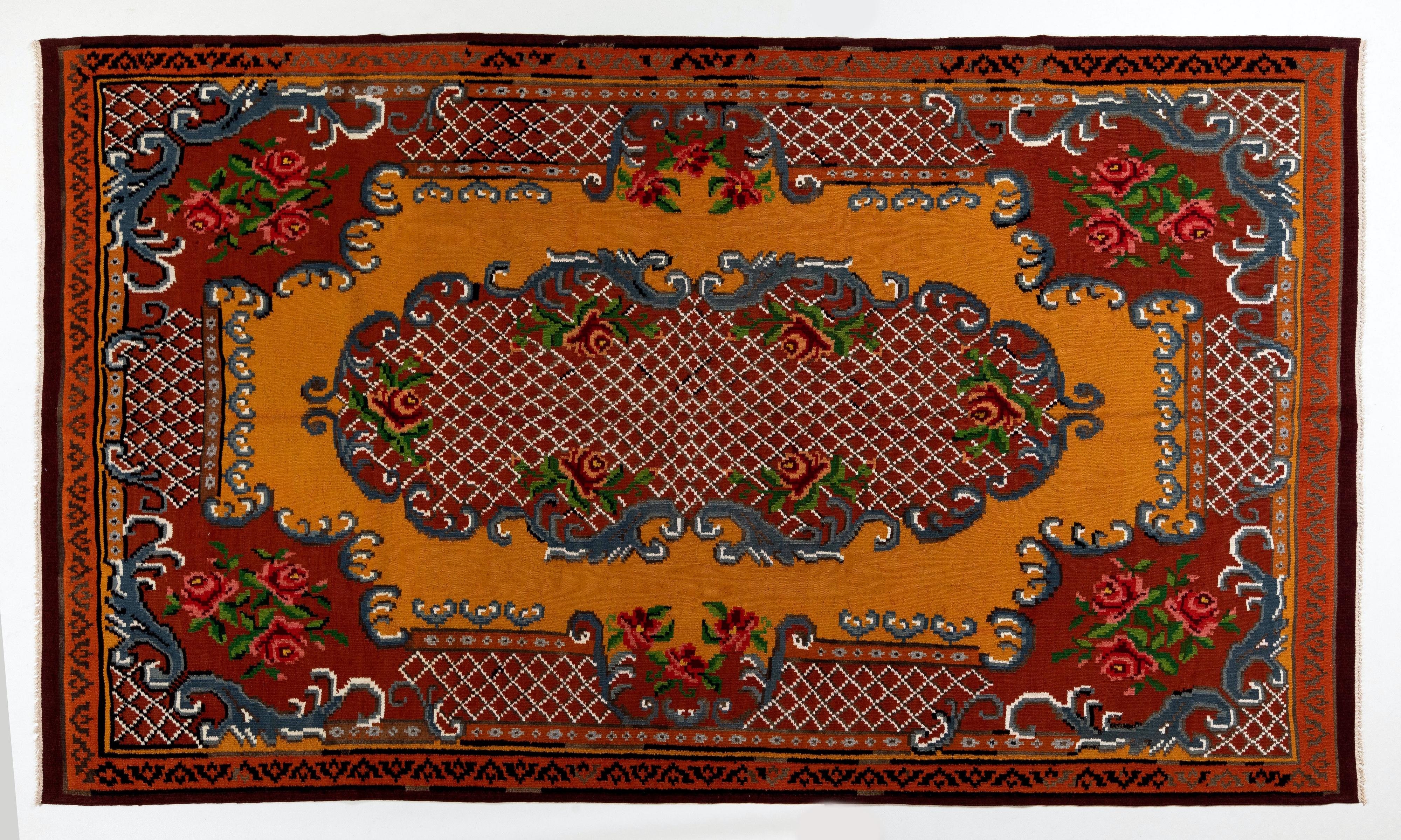 Bohemian 6x10 Ft Bessarabian Wool Kilim. Handmade Moldovan Wall Hanging. Rose Pattern Rug For Sale