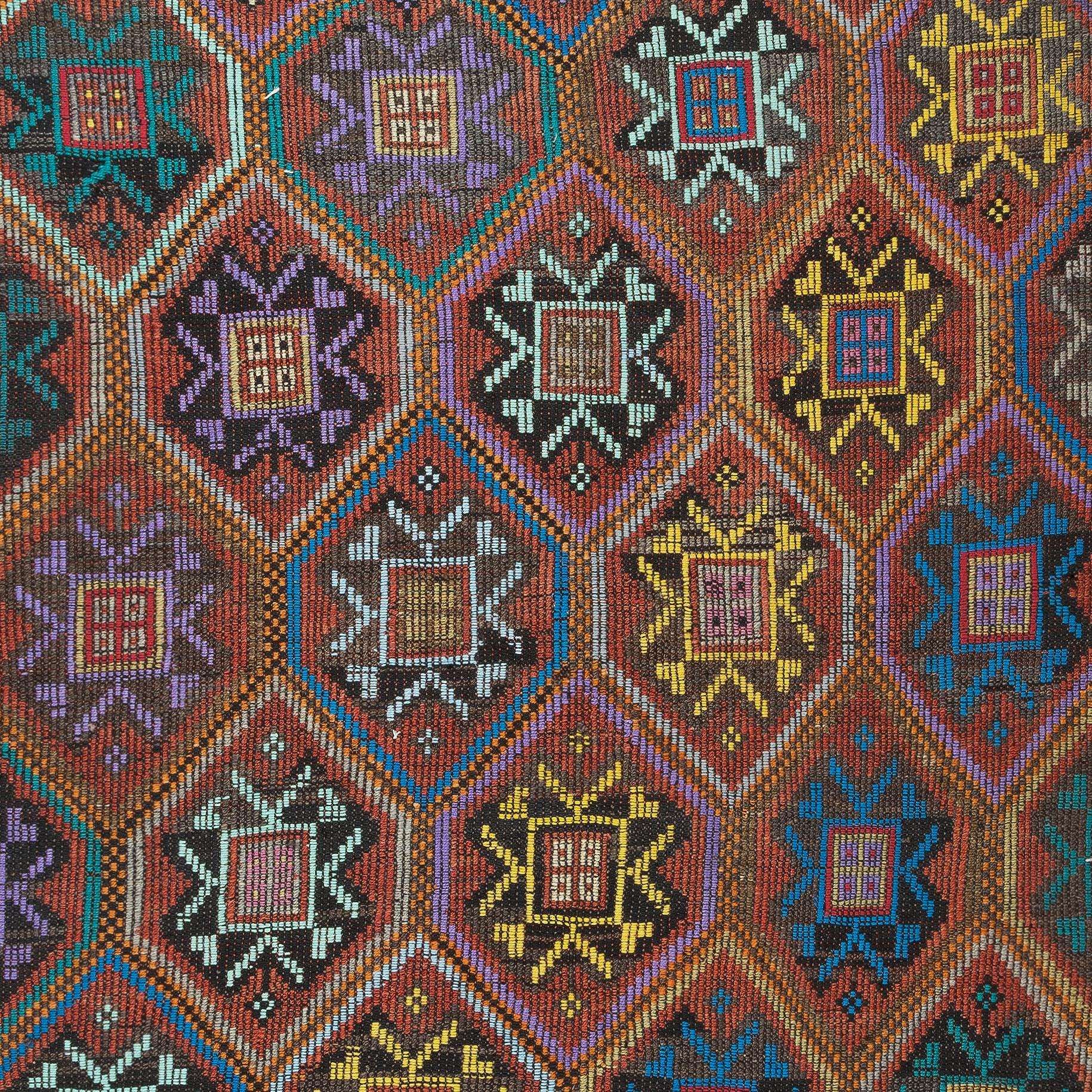 6x10 ft farbenfroher handgefertigter türkischer Jajim-Kelim-Teppich, einzigartig bestickter Teppich, 100 % Wolle im Zustand „Gut“ im Angebot in Spring Valley, NY