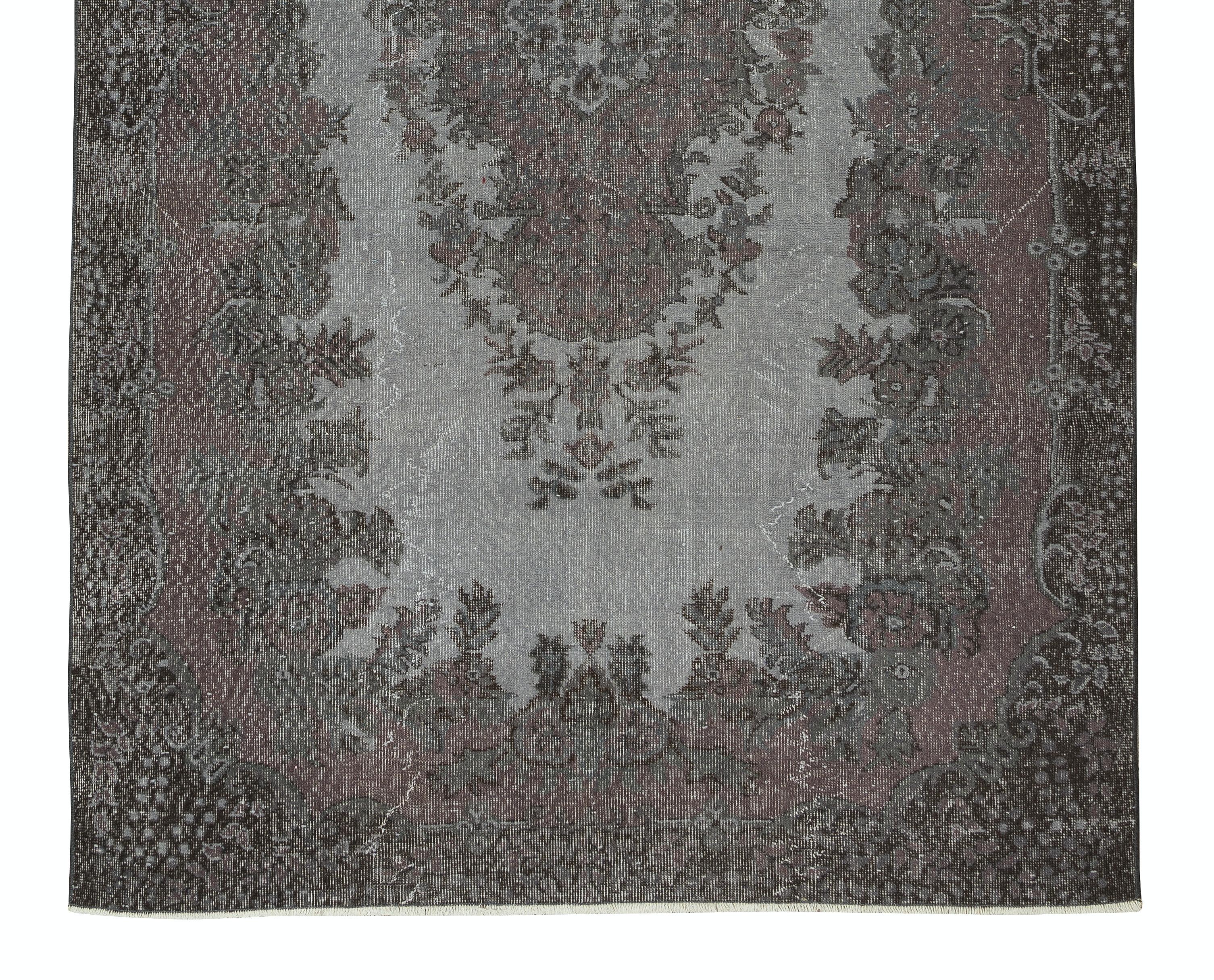 Hand-Knotted 6x10 Ft Decorative Wool Area Rug in Gray and Black, Handmade in Turkey For Sale