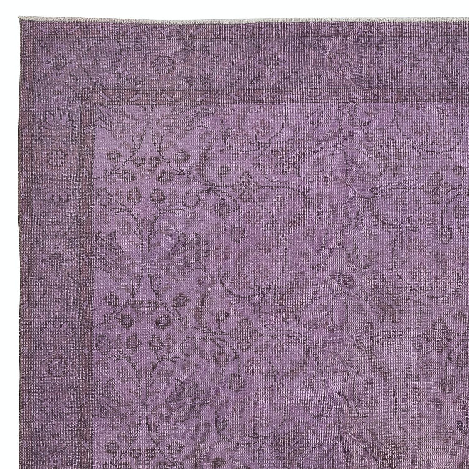 Handgefertigter 6x10 Ft lilafarbener Wollteppich aus der Türkei, modernes Wohndekor (Türkisch) im Angebot
