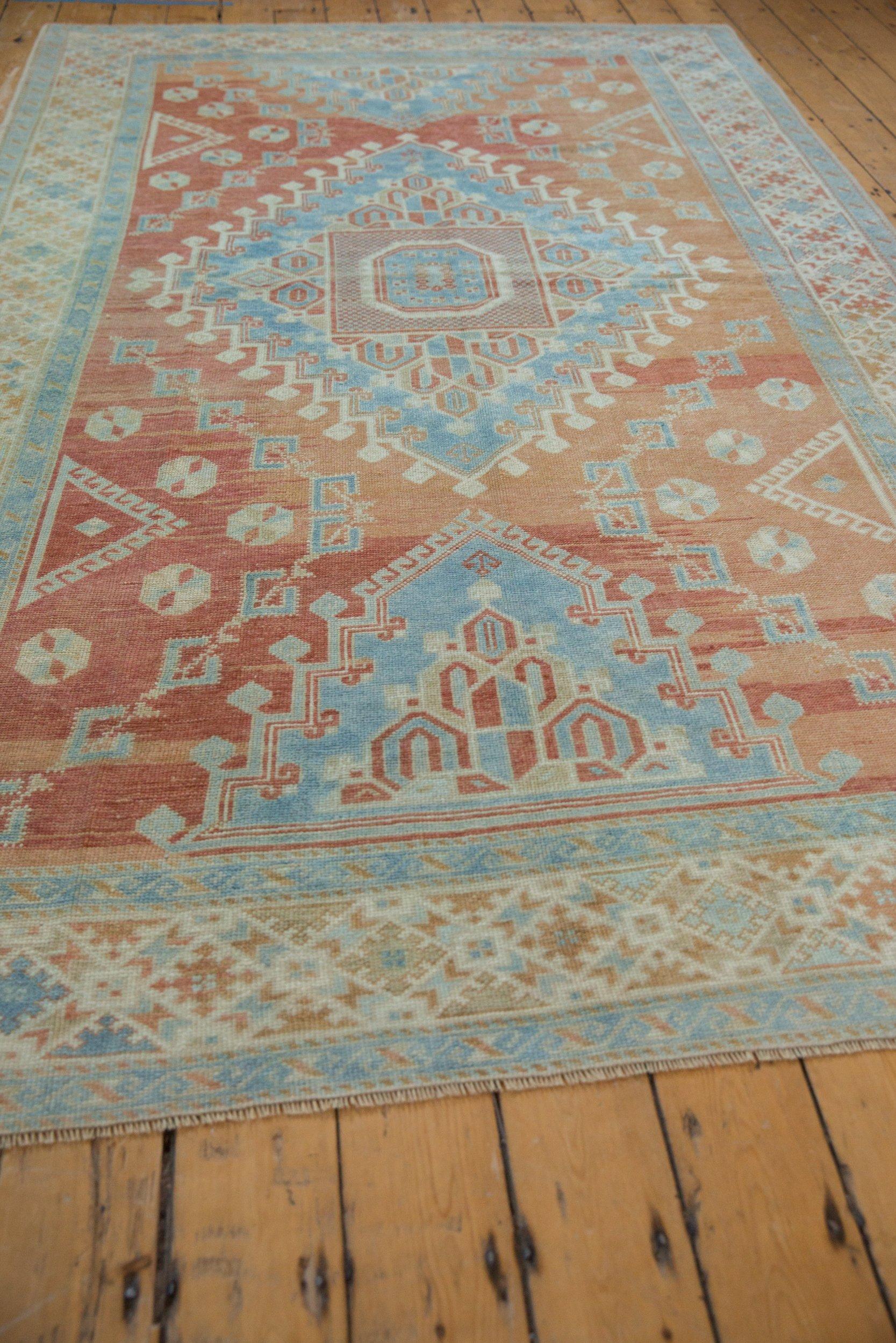 Vintage Distressed Oushak Carpet For Sale 1