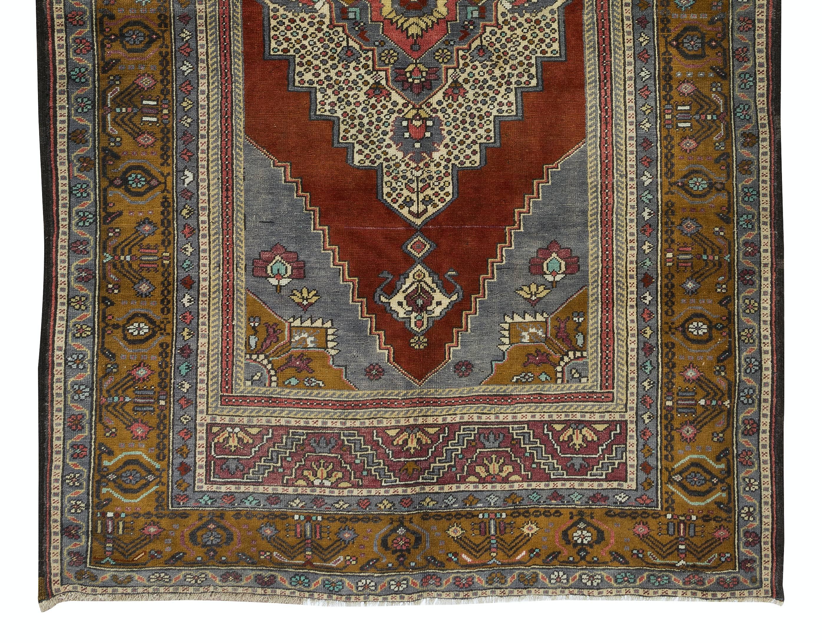 6x10.2 Ft Unique Turkish Village Rug, Ca 1960, Vintage Handmade Oriental Carpet In Good Condition For Sale In Philadelphia, PA