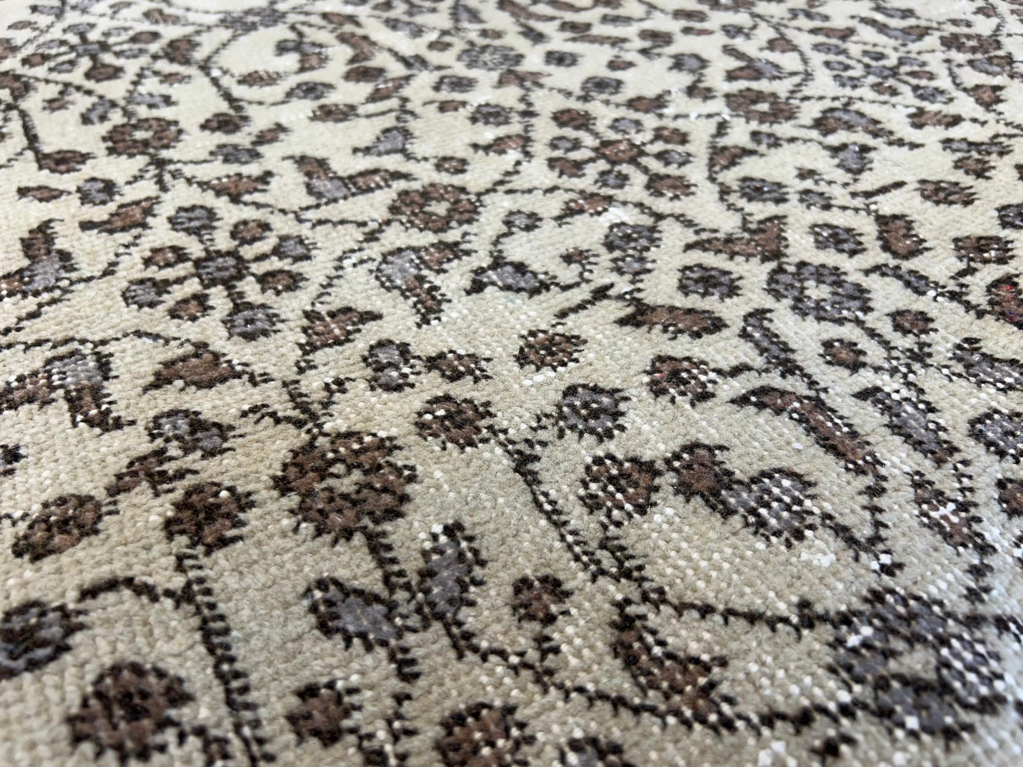 Alfombra Turca Oushak Vintage, hecha a mano, de 6x10.5 Pies, Alfombra Beige con Diseño Floral Lana en venta
