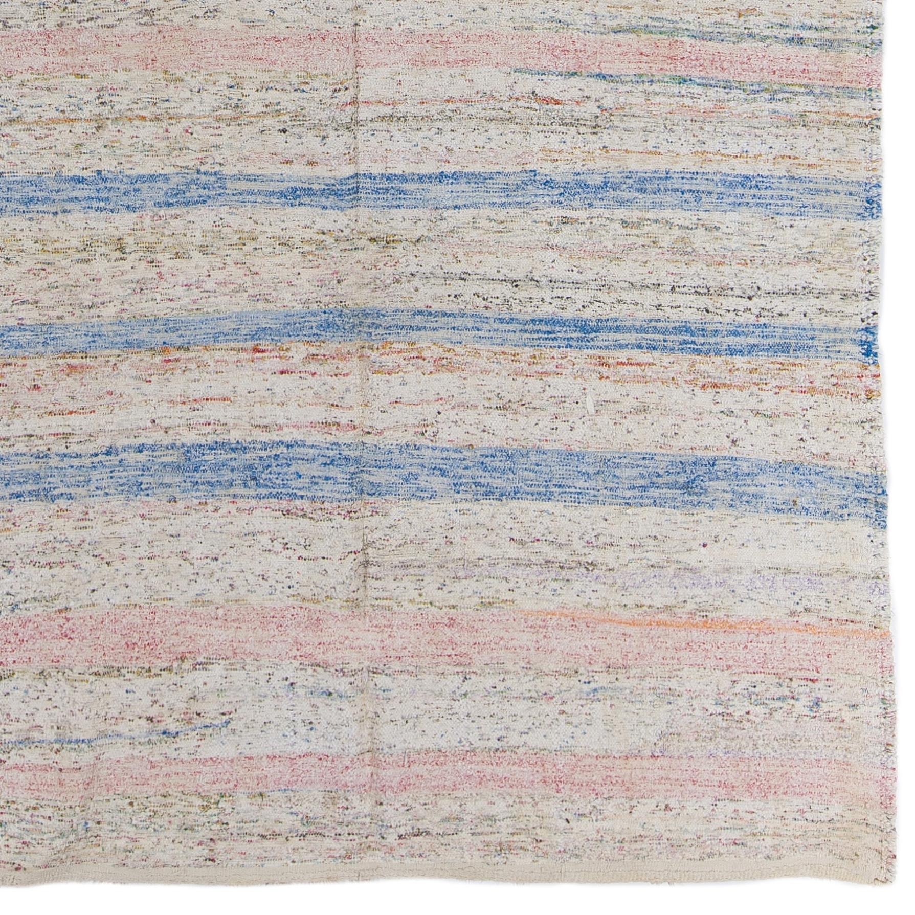 6x13.2 Ft Vintage Handgefertigter türkischer Kelim-Teppich „Flat-weave“ mit gestreiftem Design (Handgewebt) im Angebot