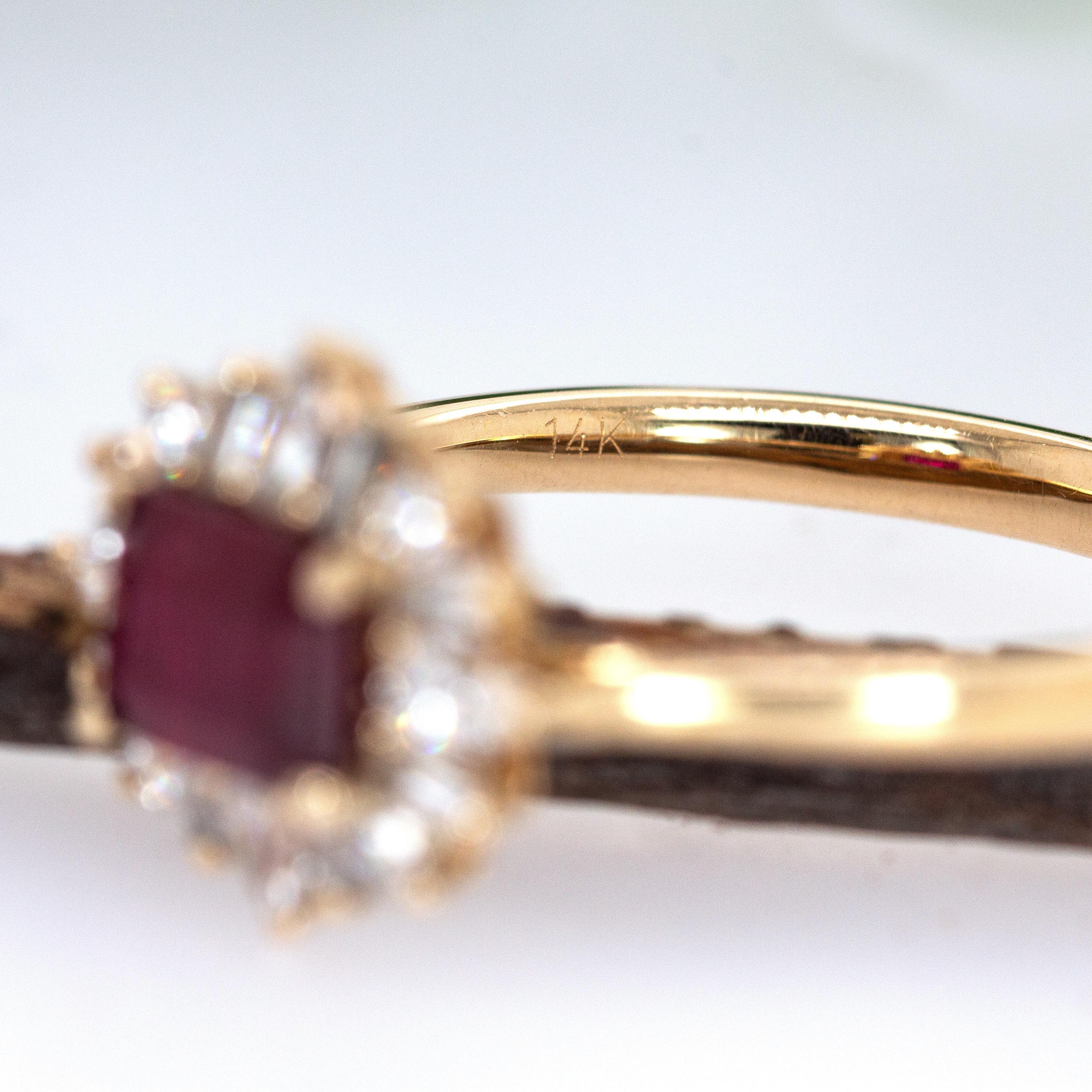 Bague en or jaune 14 carats 6x4mm rubis du Mozambique et diamant naturel Neuf - En vente à Columbus, OH