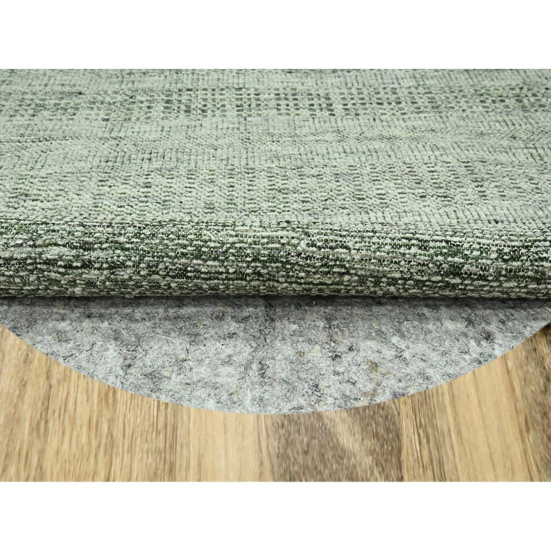 Moderne Tapis rond 6'x6' Basil Green noué à la main en pure laine oxydée Grass Design/One en vente
