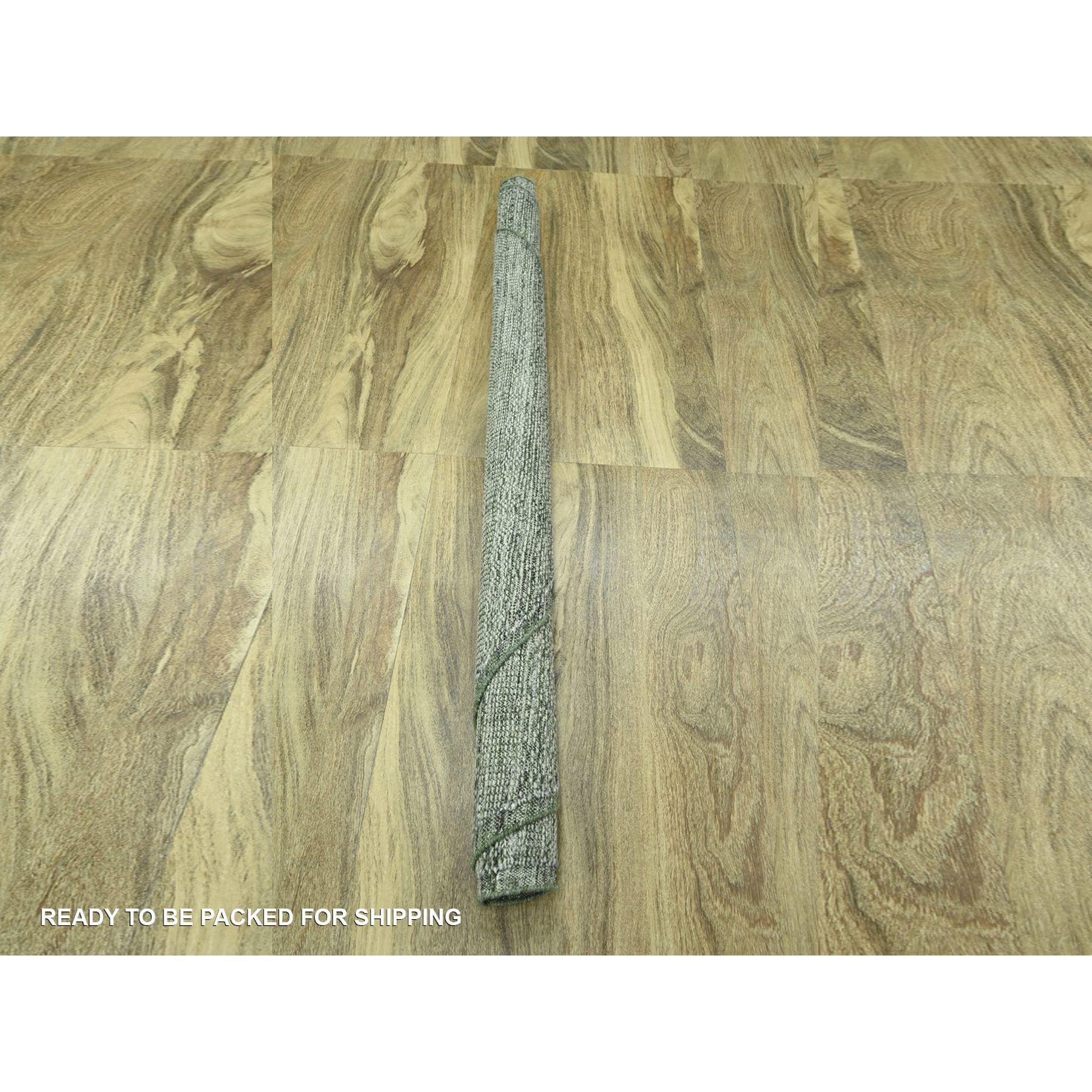 XXIe siècle et contemporain Tapis rond 6'x6' Basil Green noué à la main en pure laine oxydée Grass Design/One en vente