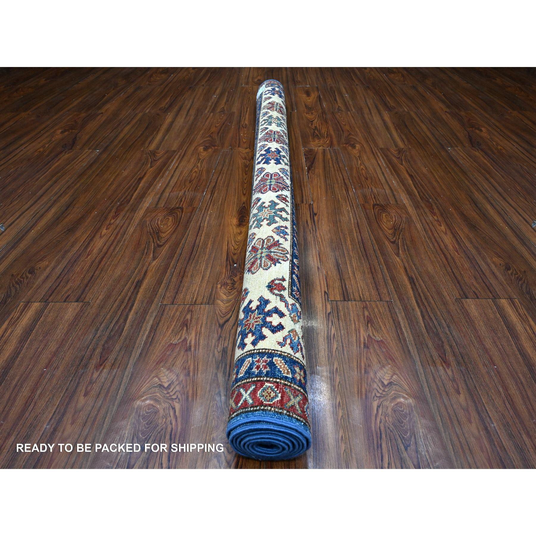 Afghan 6'x6' Berry Blue Tapis d'Orient en laine nouée à la main Super Kazak Medallions en vente