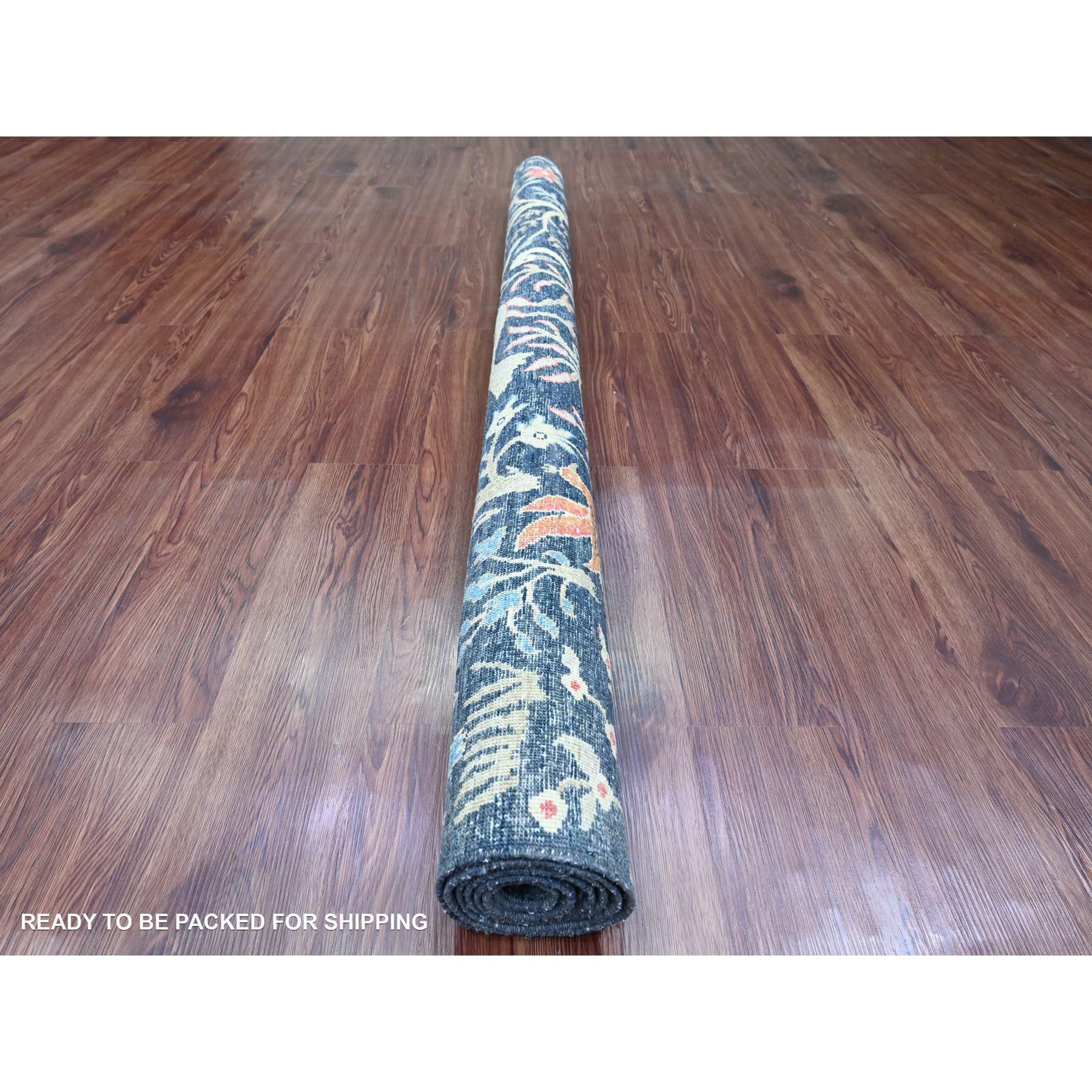 Afghano 6'x6' Blue Peshawar Bird of Paradise Design Tappeto quadrato annodato a mano interamente in lana in vendita