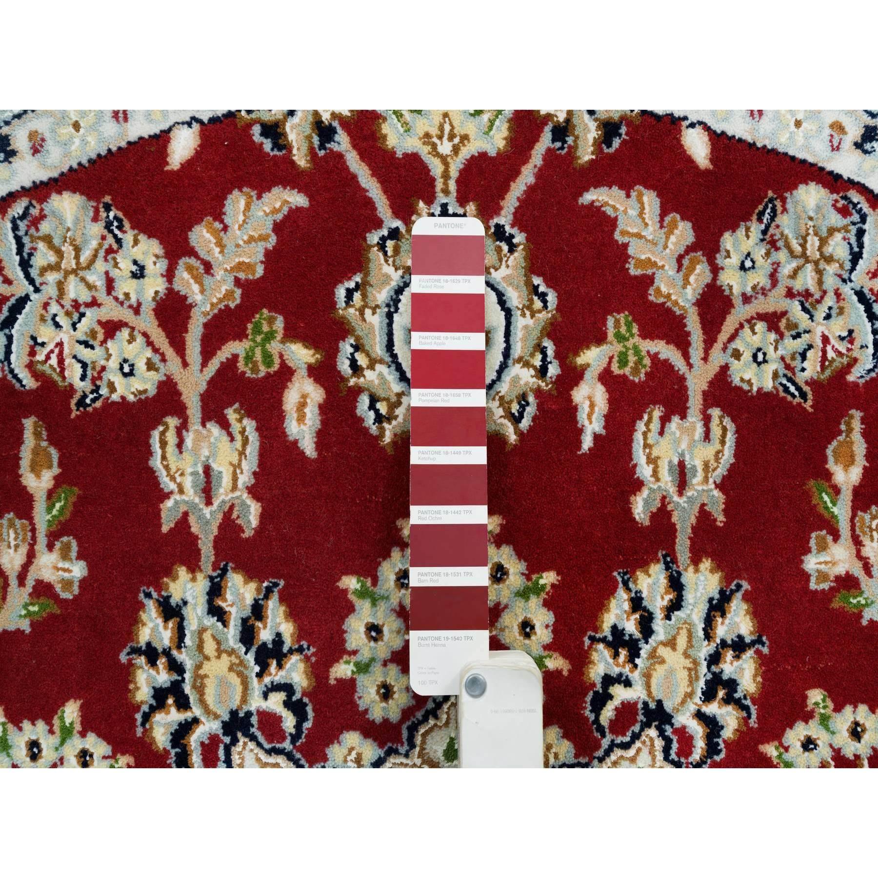 Indiano Tappeto rotondo 6'x6' rosso borgogna Nain Design 250 KPSI in lana annodata a mano in vendita