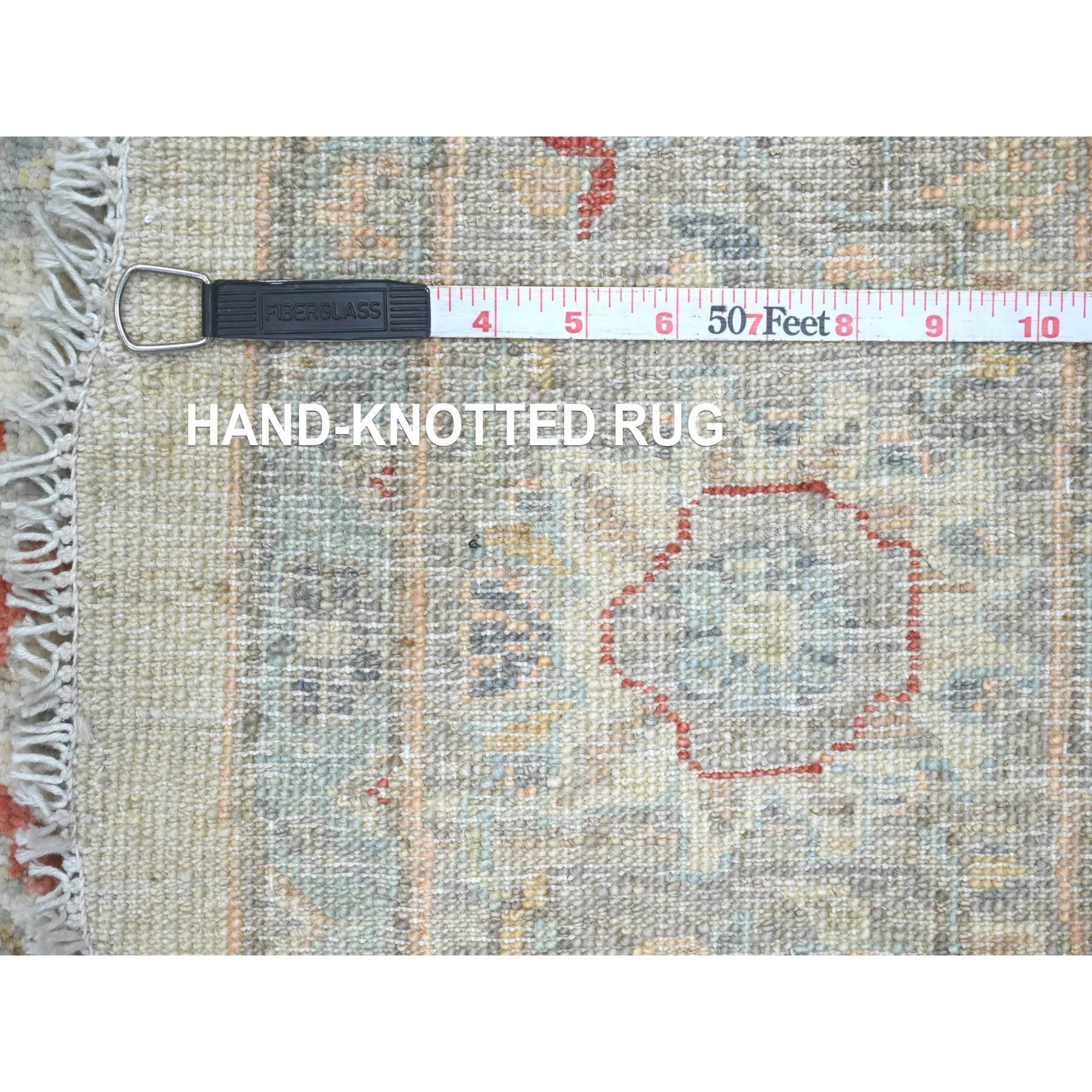 6'x6' Chiffon Weißer Heriz All Over Design Handgeknüpfter runder Teppich aus reiner Wolle (21. Jahrhundert und zeitgenössisch) im Angebot