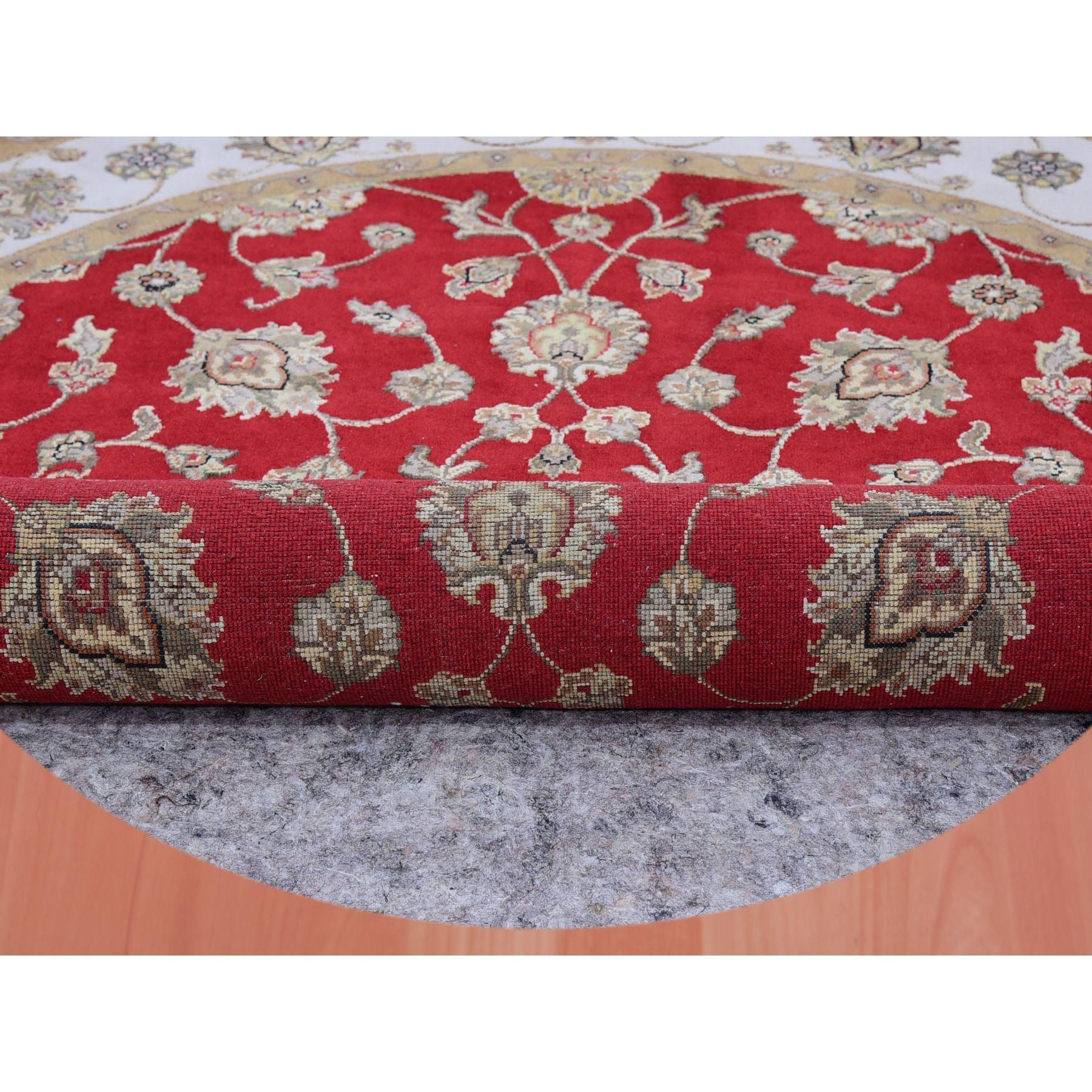 Indian 6'x6' Exotic Red Hand Knotted Wool and Silk Rajasthan Design Round Rug For Sale