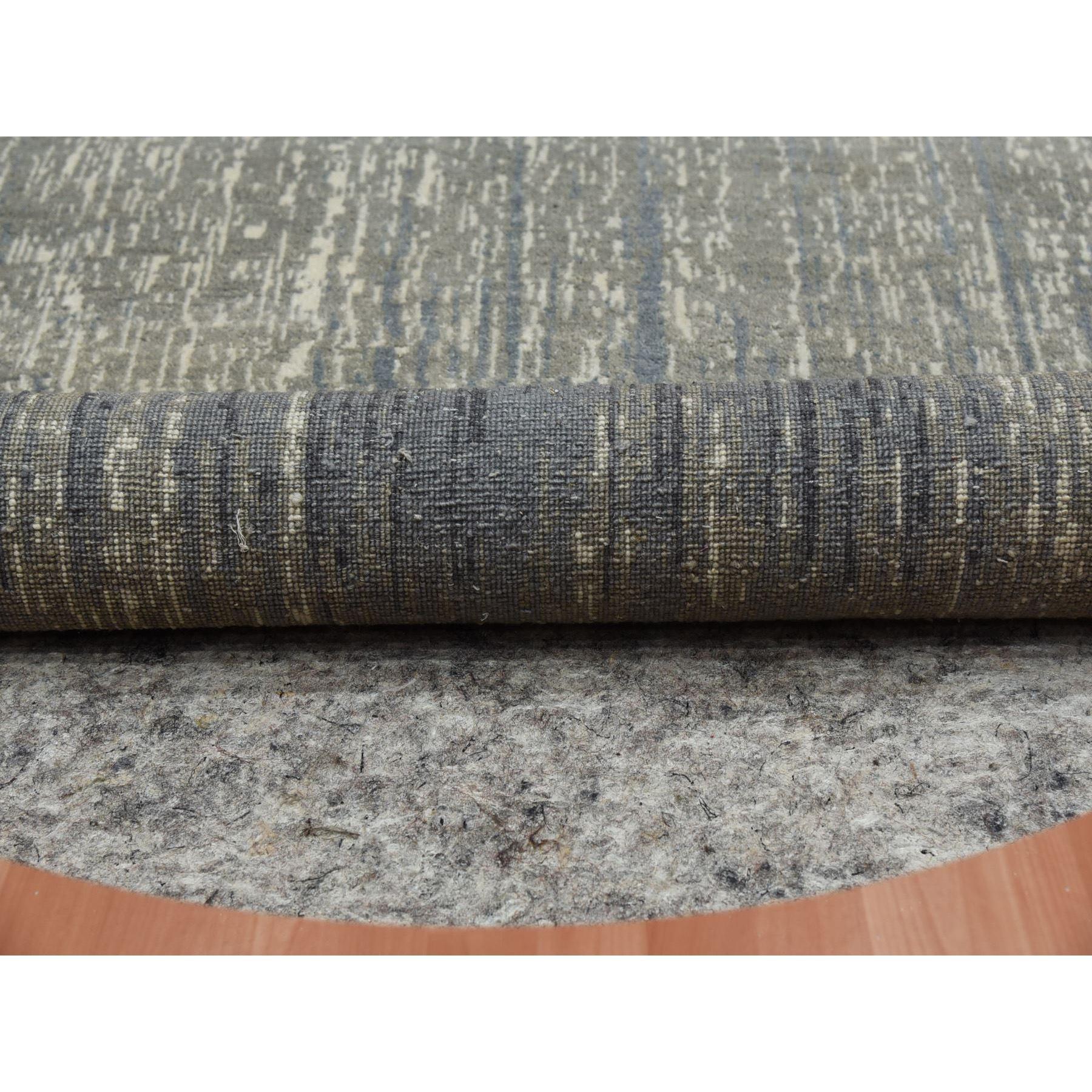 Moderno Tappeto rotondo in lana moderna Ombre 6'x6' grigio e nero densamente intrecciato a mano in vendita