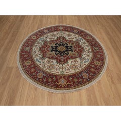 6'x6' Ivory Antiqued Fine Heriz Re-Creation Hand Knotted Soft Wool Round Rug