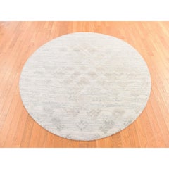 6'x6' Ivory Modern Design Hand Spun Undyed Natural Wool Hand Knotted Rug