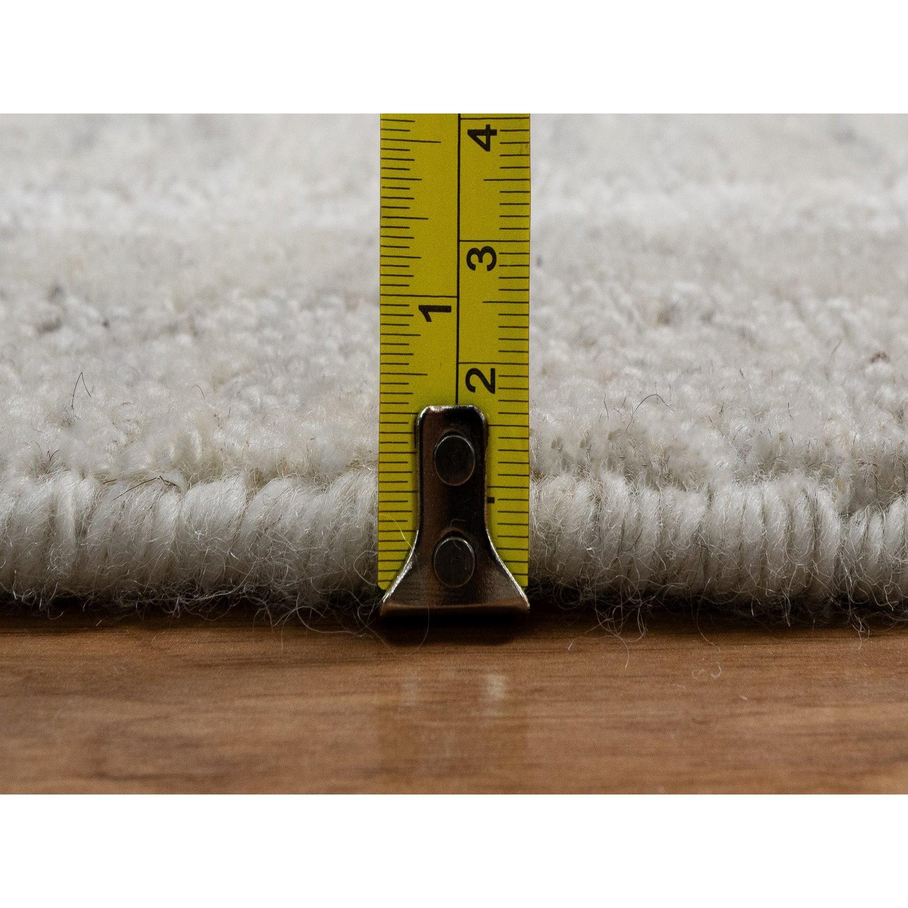 6'x6' Elfenbein Vertikale Streifen Design Hand gewebt natürliche Wolle Runde Teppich (21. Jahrhundert und zeitgenössisch) im Angebot