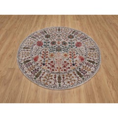 6'x6' Ivory with Brown Vase Design Hand Knotted Wool and Silk Round Rug