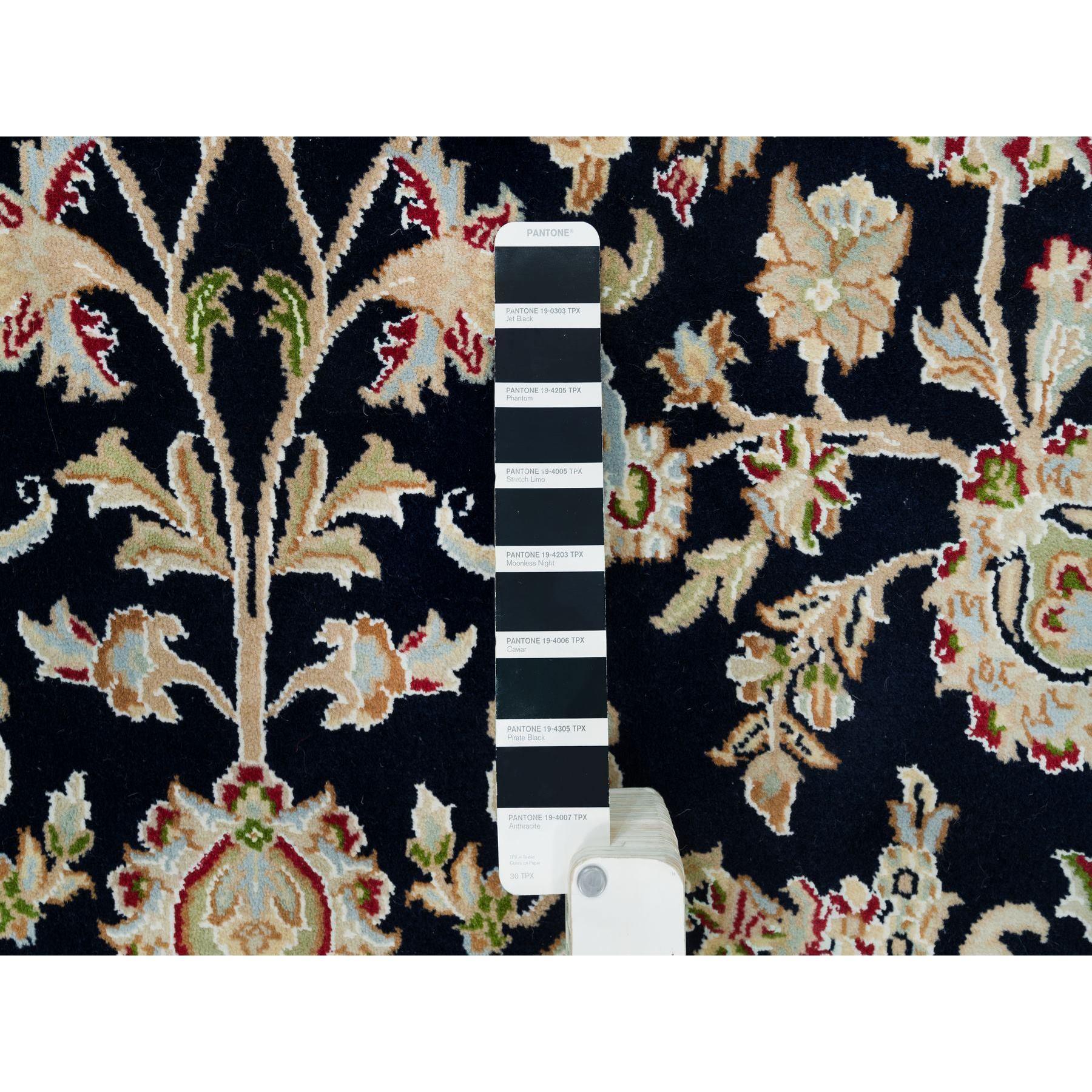Indien 6'x6' Tapis rond bleu nuit en laine douce nouée à la main Nain Design/One 250 KPSI en vente