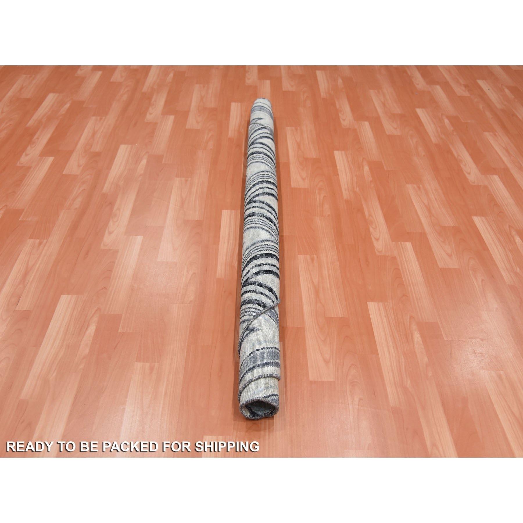 Annodato a mano Tappeto rotondo Chevron Design Modern in Lana e Pura Seta Annodato a Mano 6'x6' in vendita
