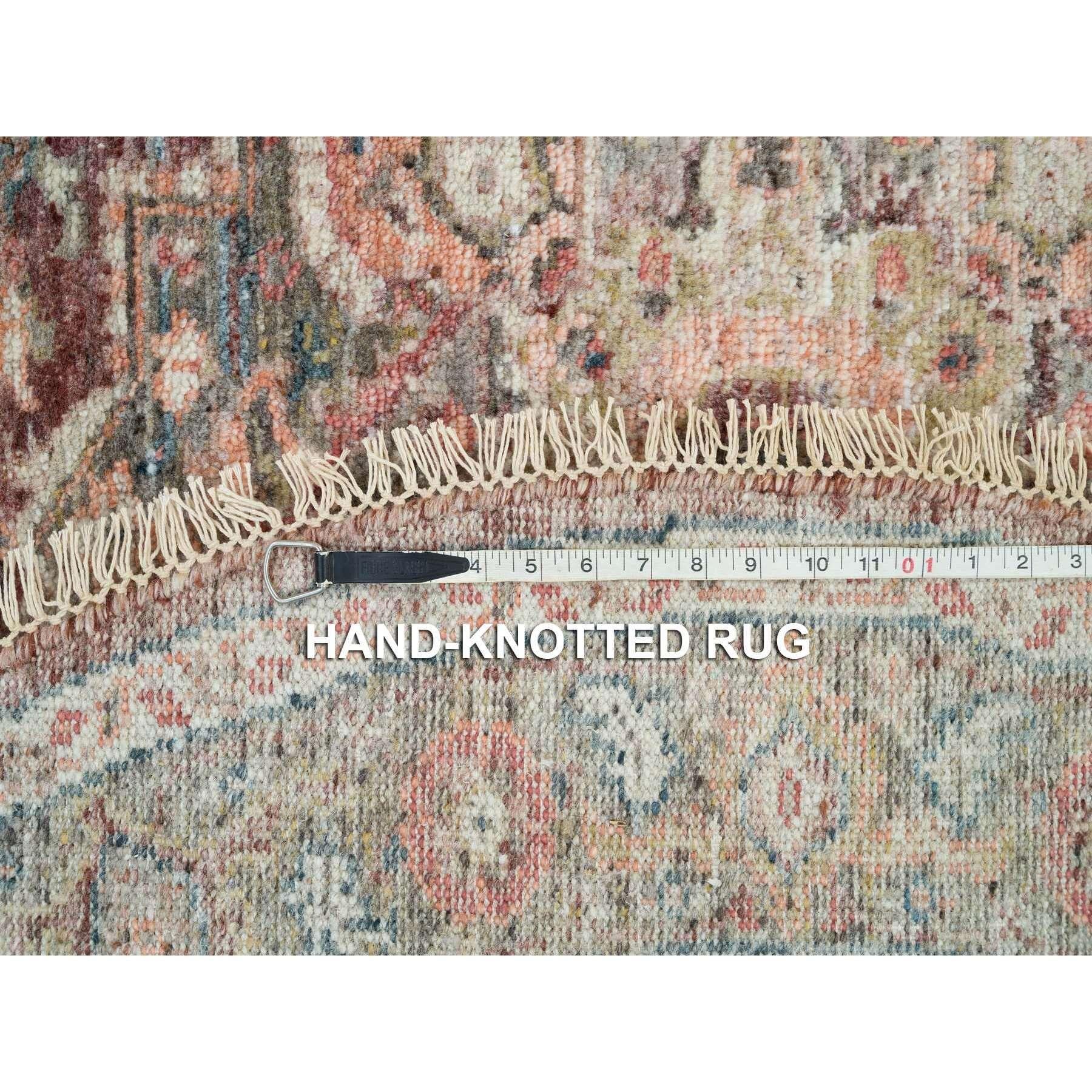 6'x6' Sangria Red Hand Knotted Pure Wool Heris Revival Round Oriental Rug im Angebot 1