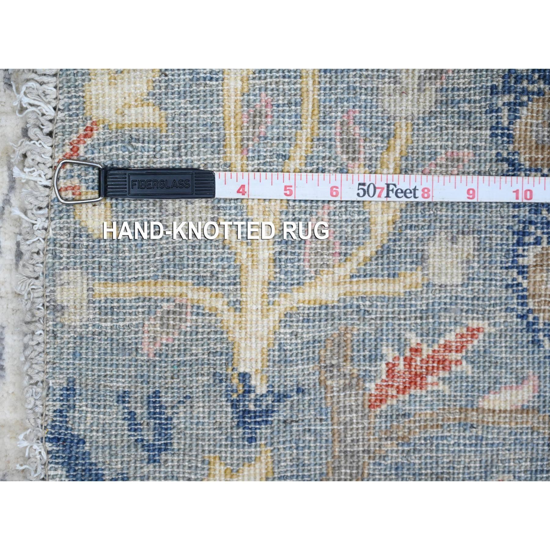 6'x6' Alfombra Redonda Anudada a Mano de Lana Azul Uranio Peshawar Aves del Paraíso en Nuevo estado para la venta en Carlstadt, NJ
