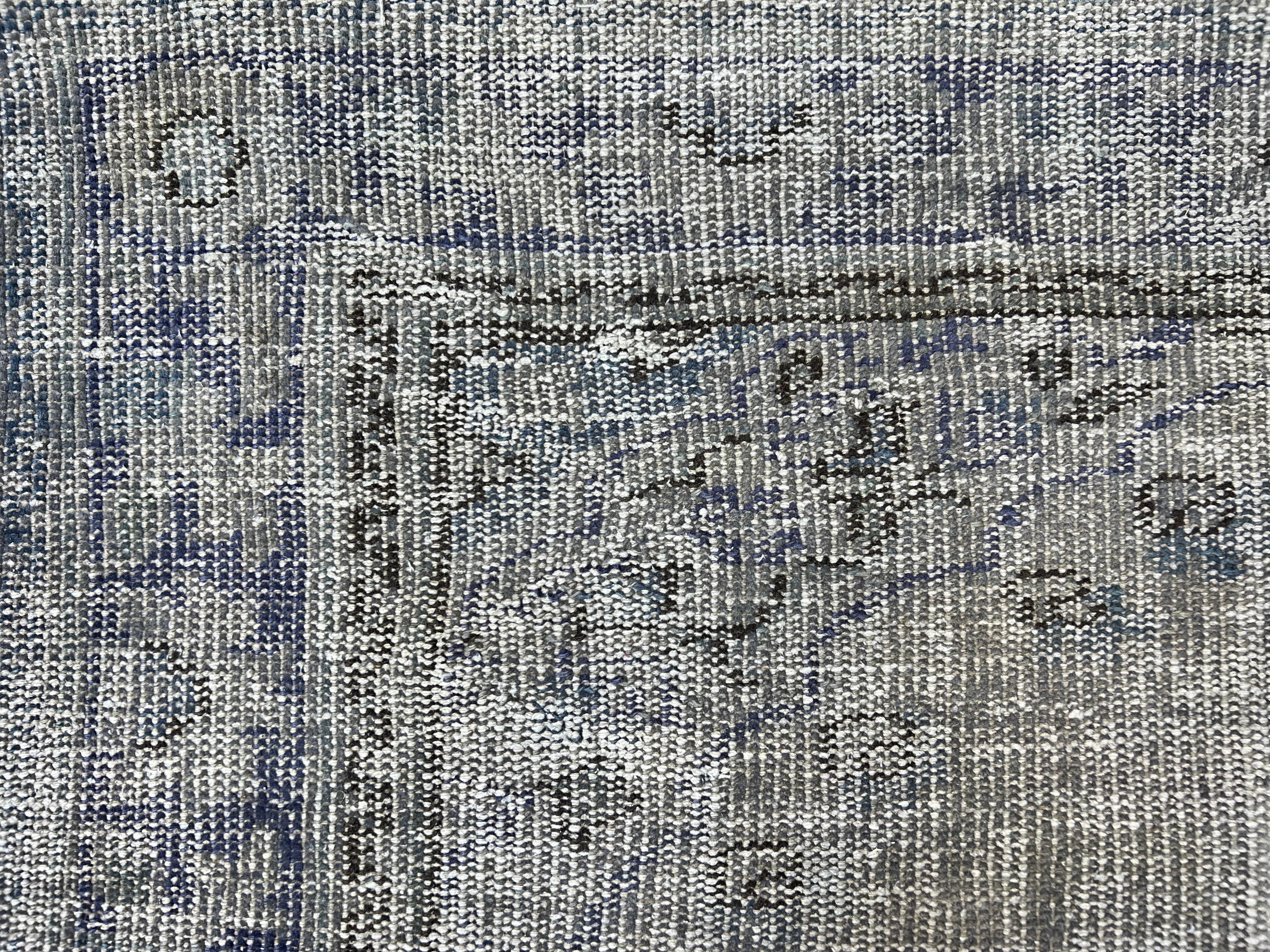 6x7.8 Ft Vintage Handmade Turkish Area Rug in Gray & Brown for Modern Interiors For Sale 4