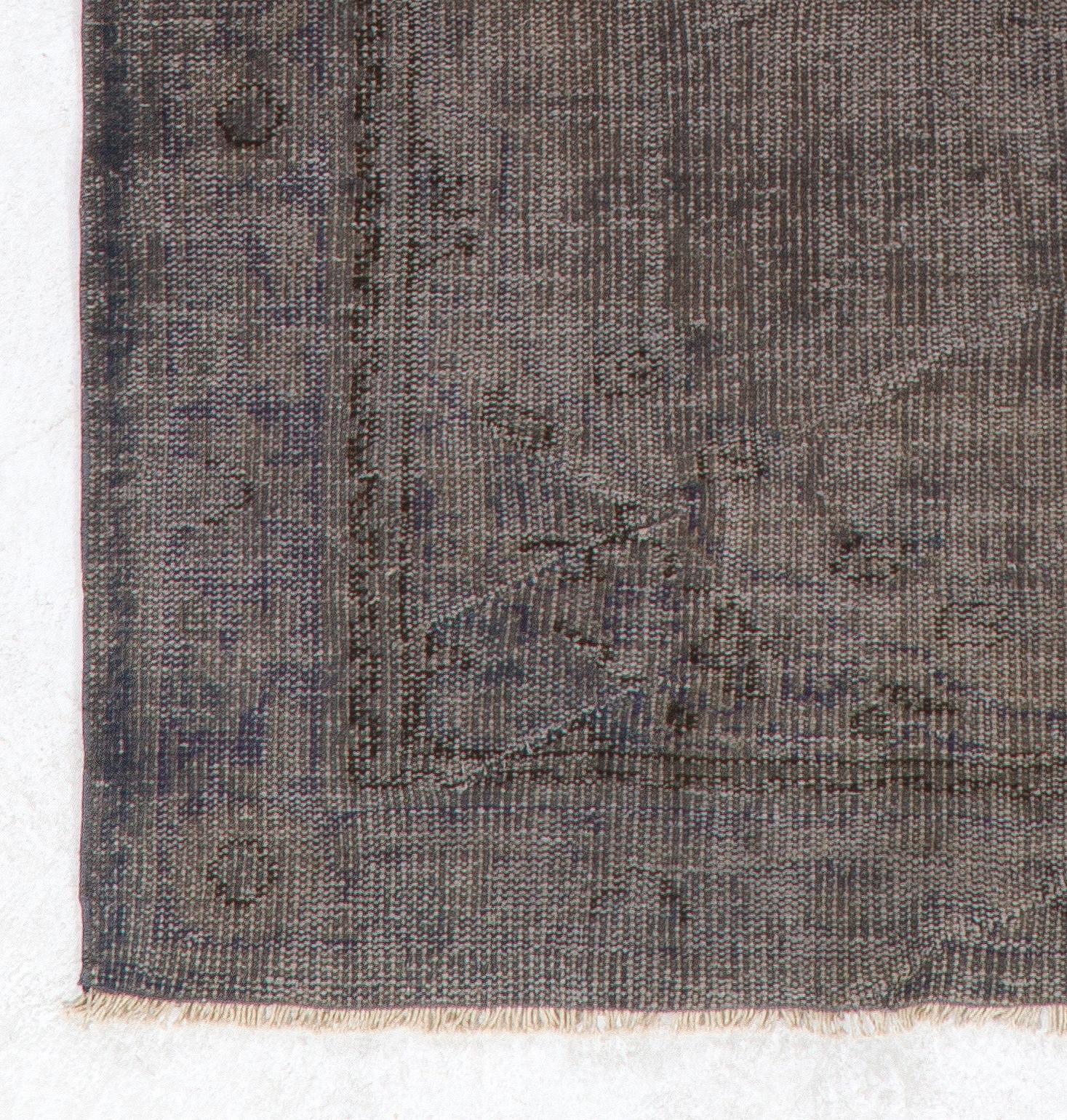 6x7.8 Ft handgefertigter türkischer Vintage-Teppich in Grau & Braun für Moderne Inneneinrichtung im Zustand „Gut“ im Angebot in Philadelphia, PA