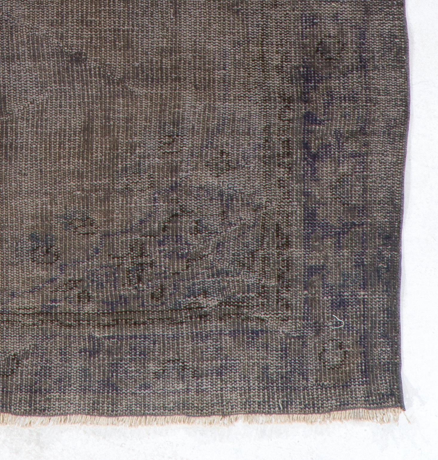Mid-20th Century 6x7.8 Ft Vintage Handmade Turkish Area Rug in Gray & Brown for Modern Interiors For Sale