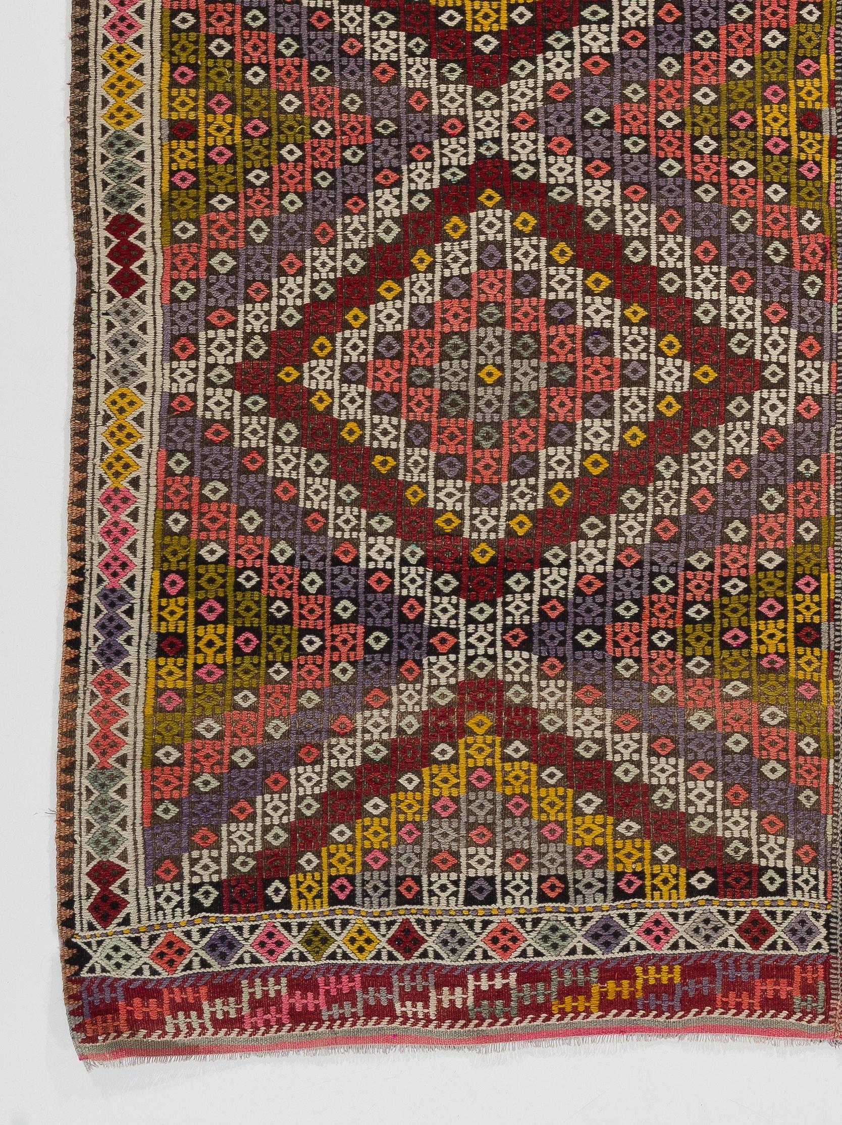 20th Century 6x8 Ft Multicolored Hand-Woven Turkish Jijim Kilim. Vintage Geometric Design Rug For Sale