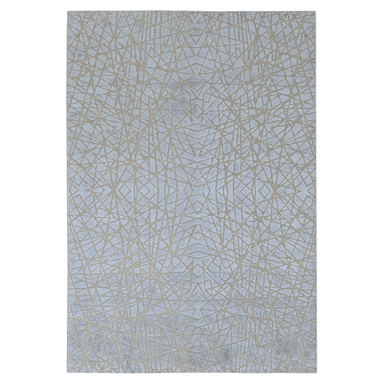 6
x8
10" Gris Ganso, Pelo Plano con Seda Levantada, Anudada a Mano, Alfombra Tono sobre Tono en venta