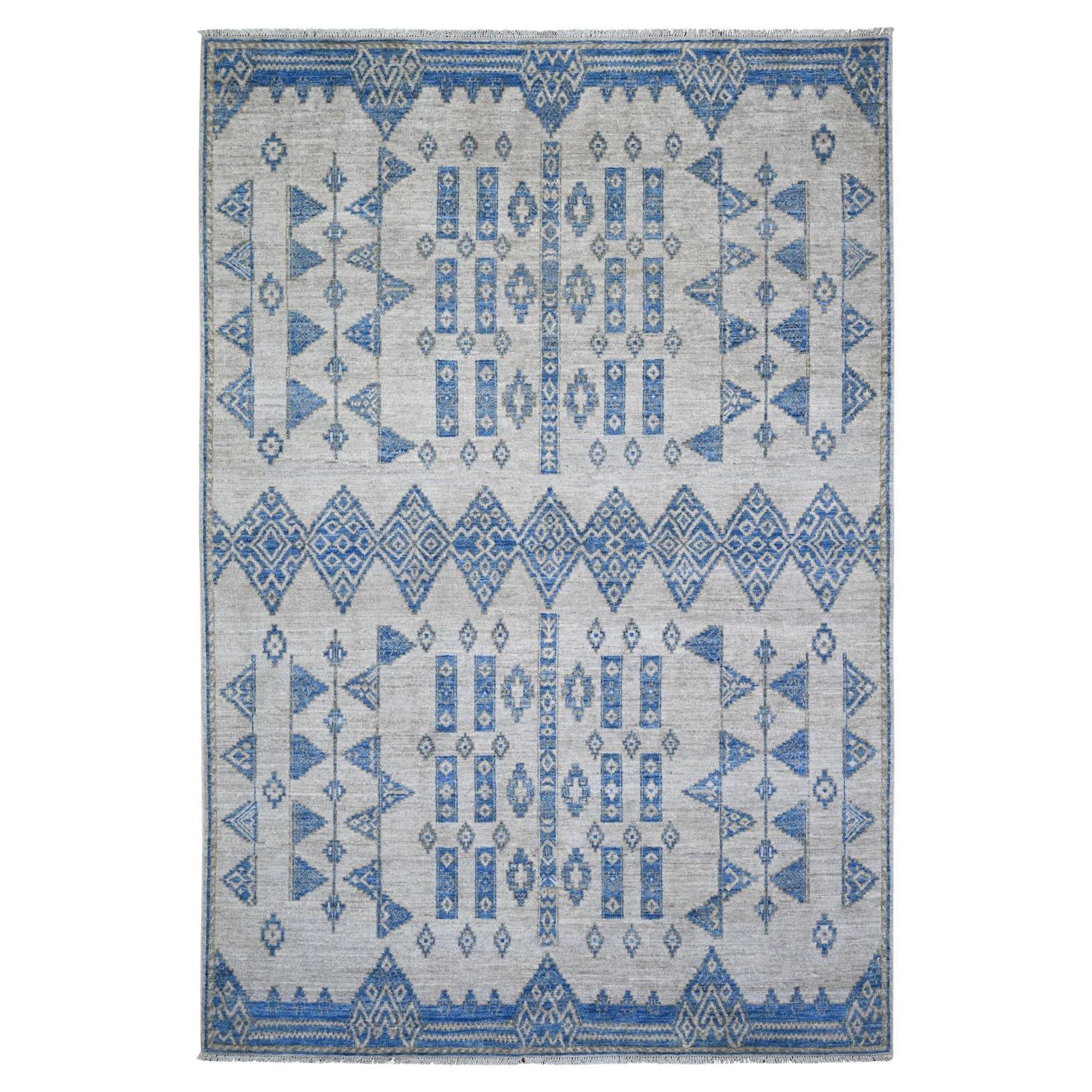 6'x8'10" Ivory, Fine Peshawar Densely Woven, Soft Wool Hand Knotted Rug