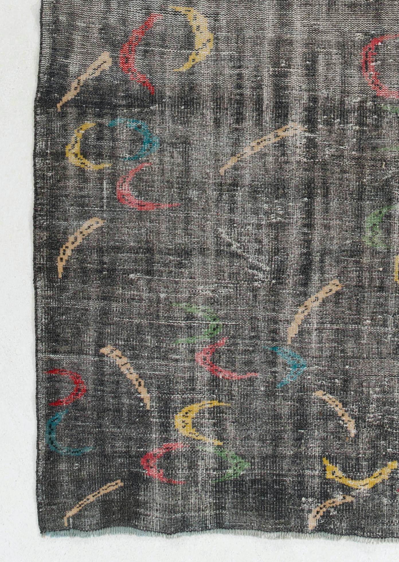 Mid-Century Modern 6x8.3 Ft Vintage Handmade Turkish Zeki Muren Rug with Boomerang Shaped Figures For Sale