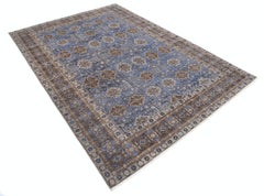 Tappeto 6x8.6 ft annodato a mano di colore blu chiaro, taupe e avorio con design floreale geometrico