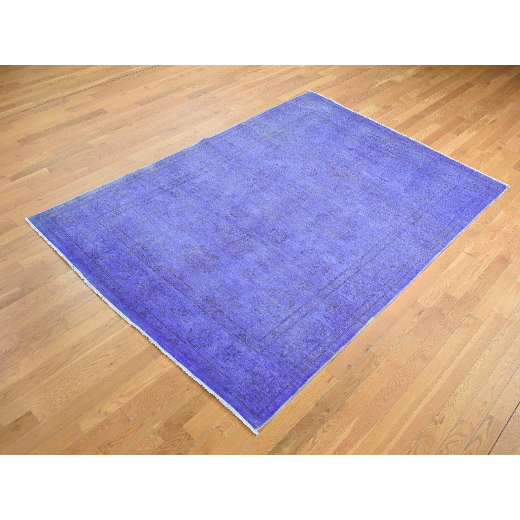 Lila überfärbt, Peshawar Design, Handgeknüpft, Reine Wolle, Orientteppich
Primäre MATERIALIEN: Wolle
Latex: Kein Flor 
Höhe: 0,25 Zoll
Stil: Transitional
Grundfarbe: Lila
Sekundäre Farben: Traubenviolett
Muster: Orientalisch