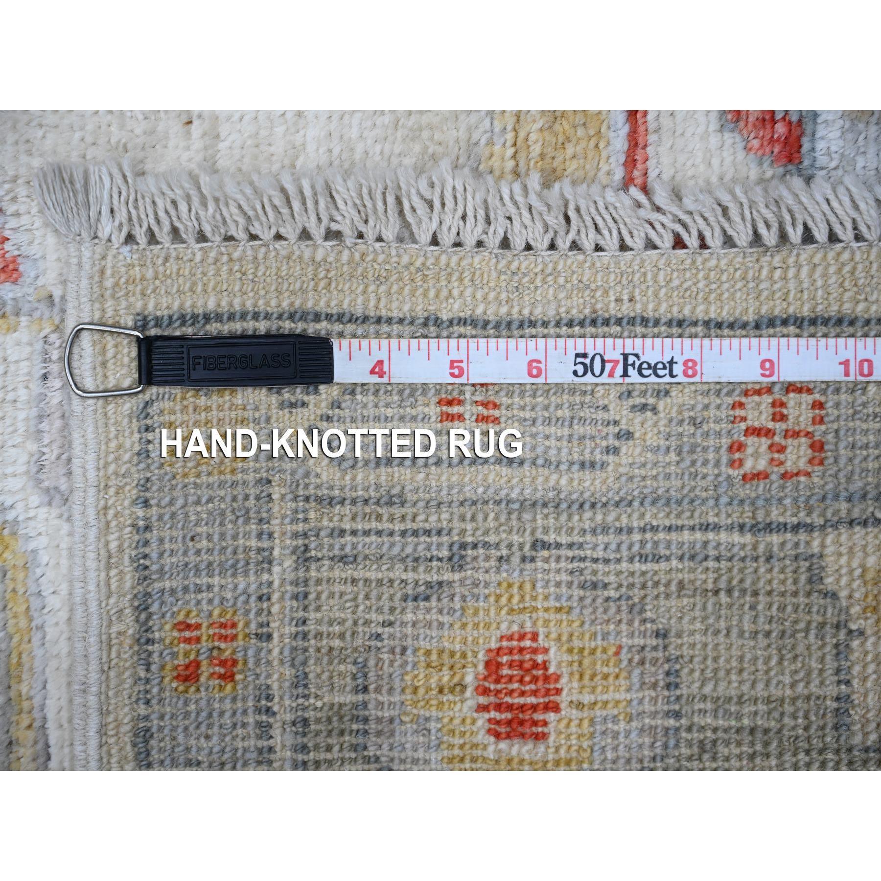 XXIe siècle et contemporain Tapis d'Orient 6'x8'8