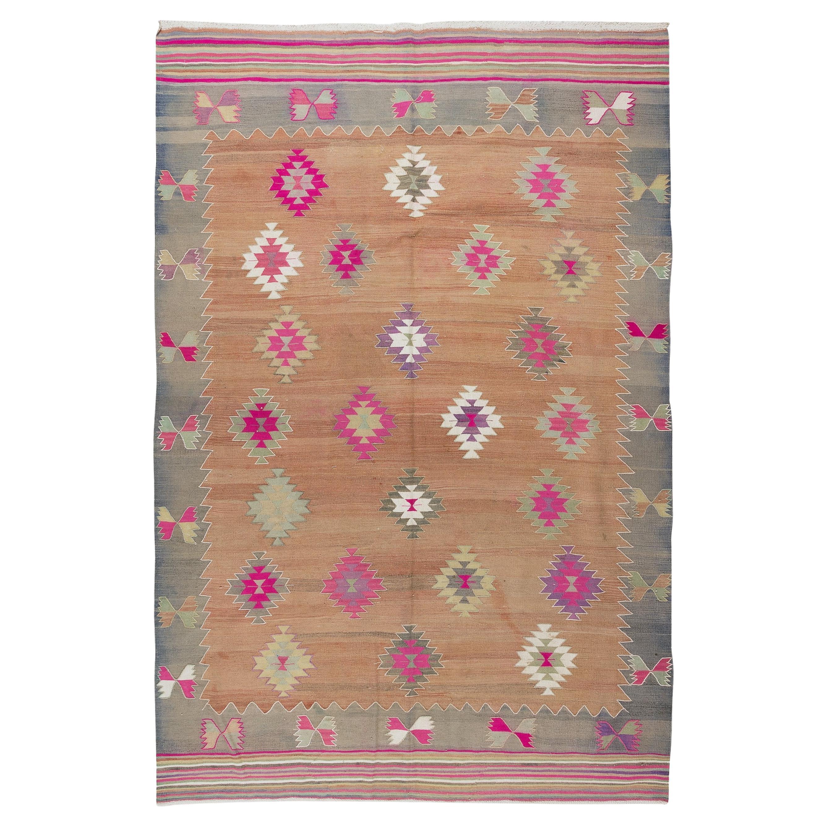 6x8.9 Ft Hand-Woven Vintage Turkish Wool Kilim Rug with Geometric Design For Sale