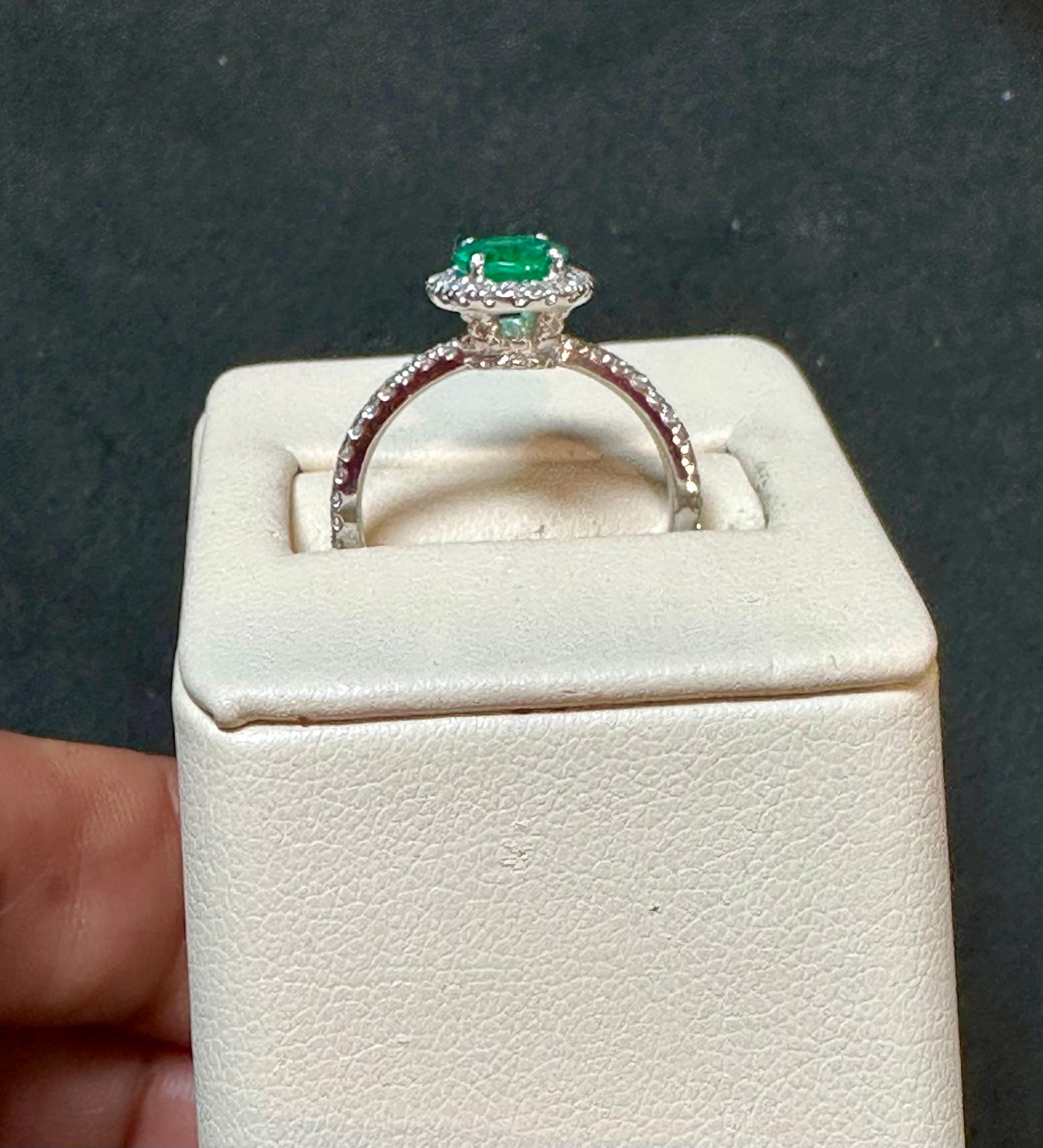 6x8mm Oval Cut Natural Emerald & 1 Ct Natural Diamond Halo Engagement Ring size6 For Sale 3