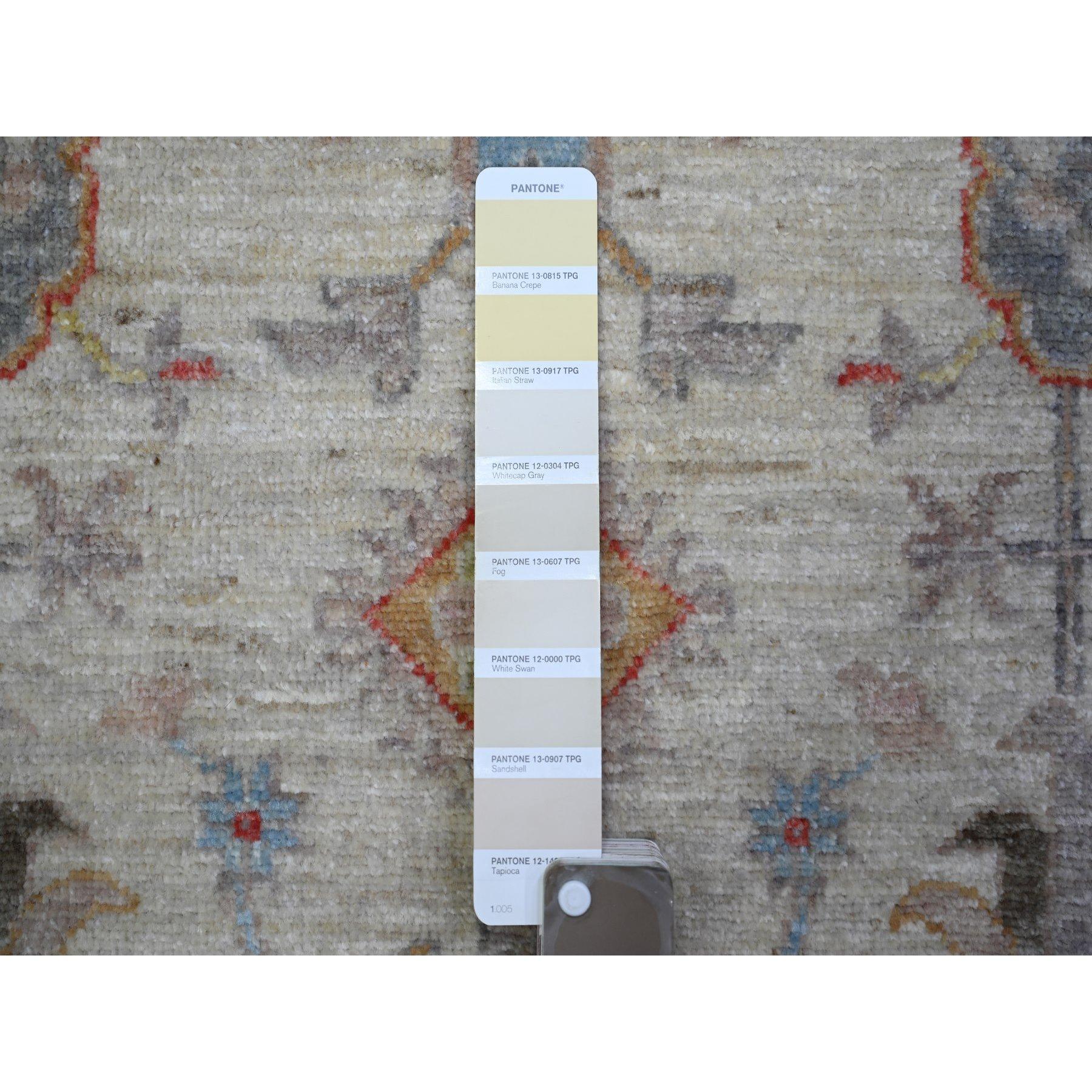Oushak 6'x9' Beige, Extra Soft Wool Hand Knots Rugs, Finer Peshawar Rug en vente