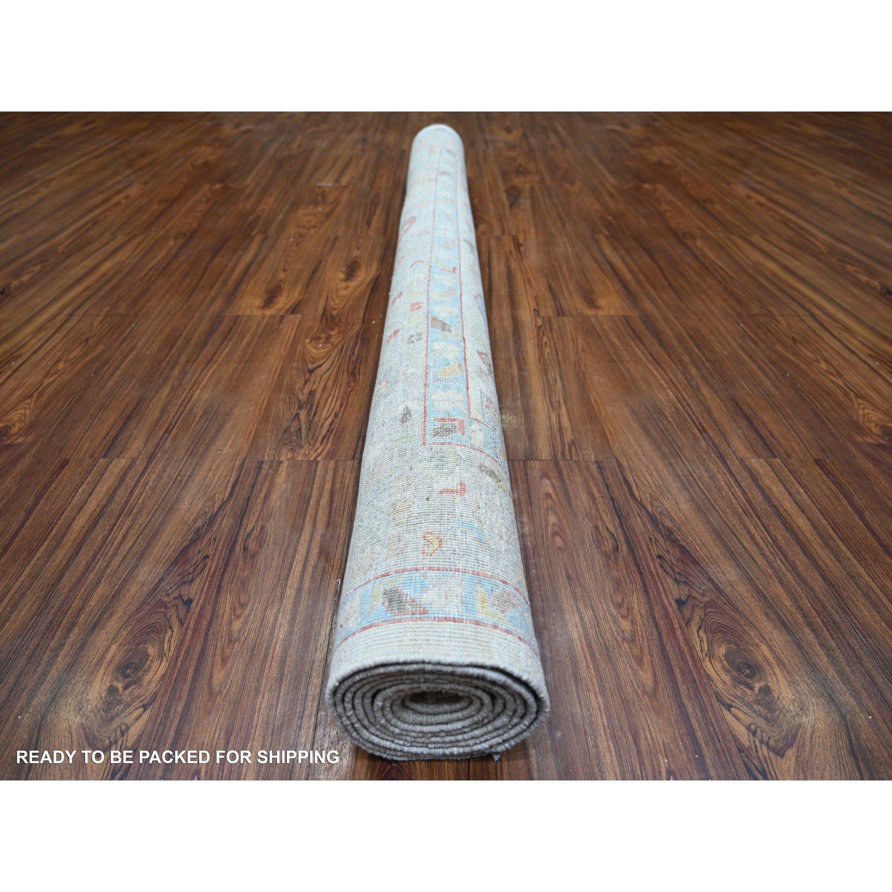 Afghan 6'x9' Beige, Extra Soft Wool Hand Knots Rugs, Finer Peshawar Rug en vente